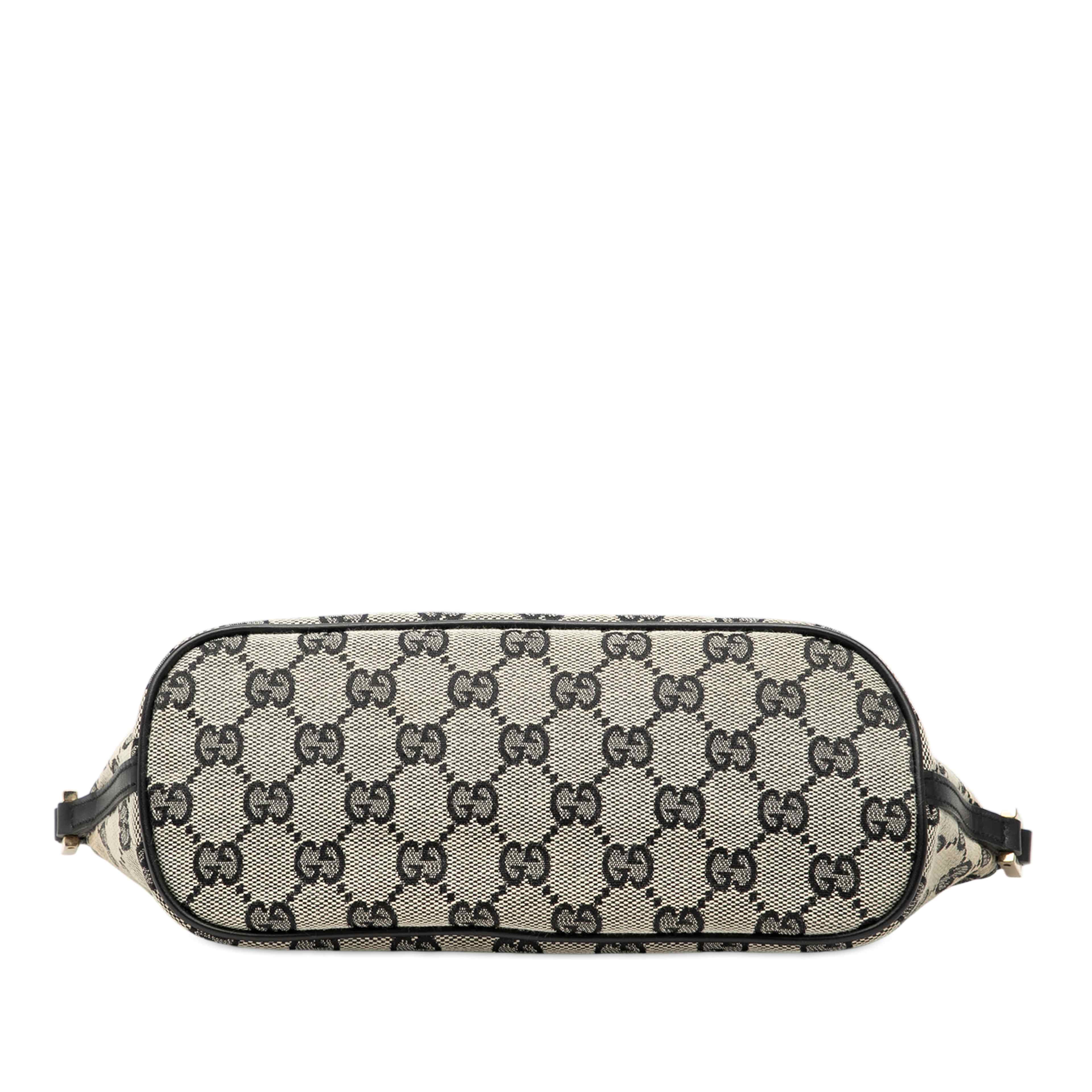 Gucci Gg Canvas Boat, från Luxclusif, i färgen gray. Klicka för att öppna bilden i stort format