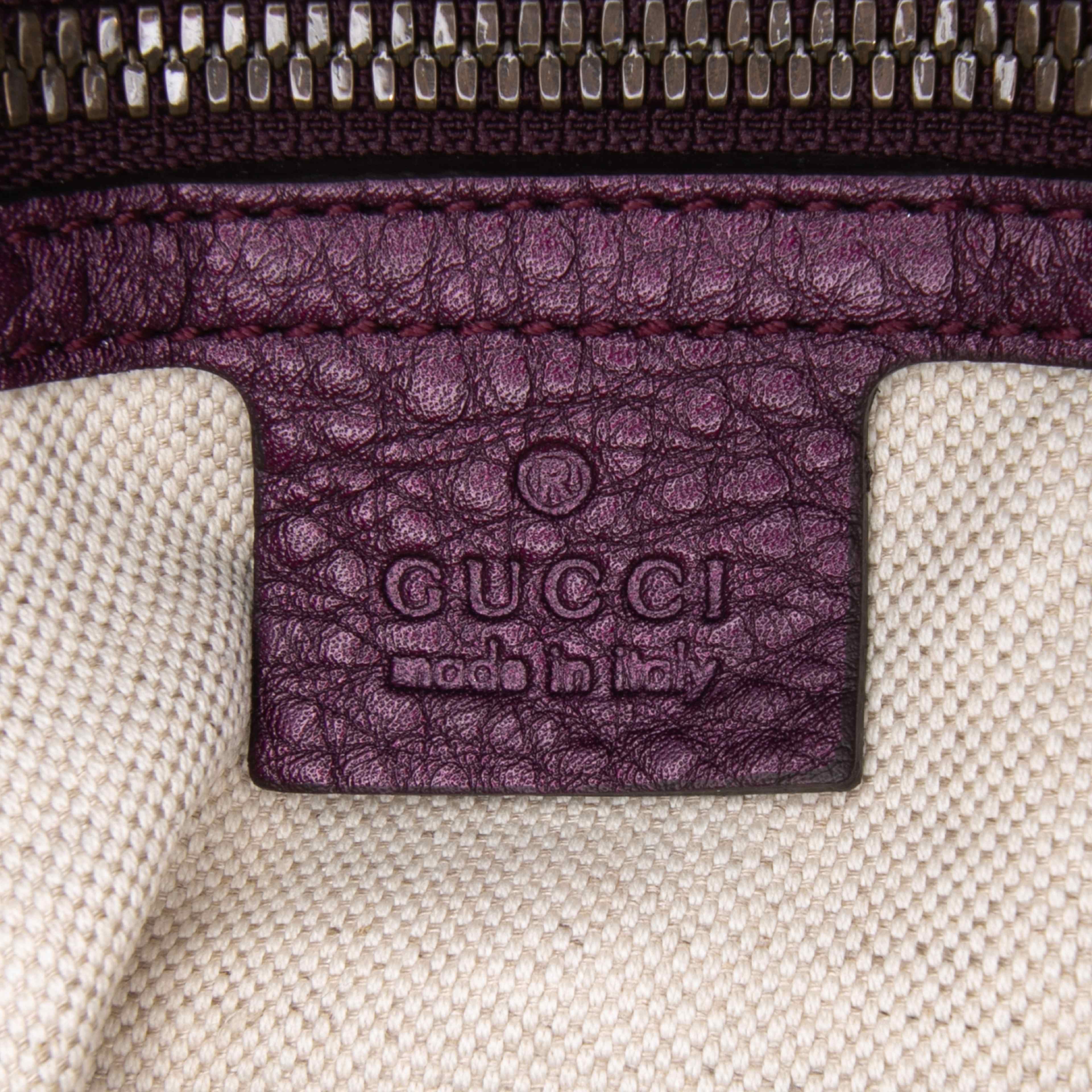 Gucci Medium Calfskin Bamboo Shopper Satchel, från Luxclusif, i färgen purple. Klicka för att öppna bilden i stort format