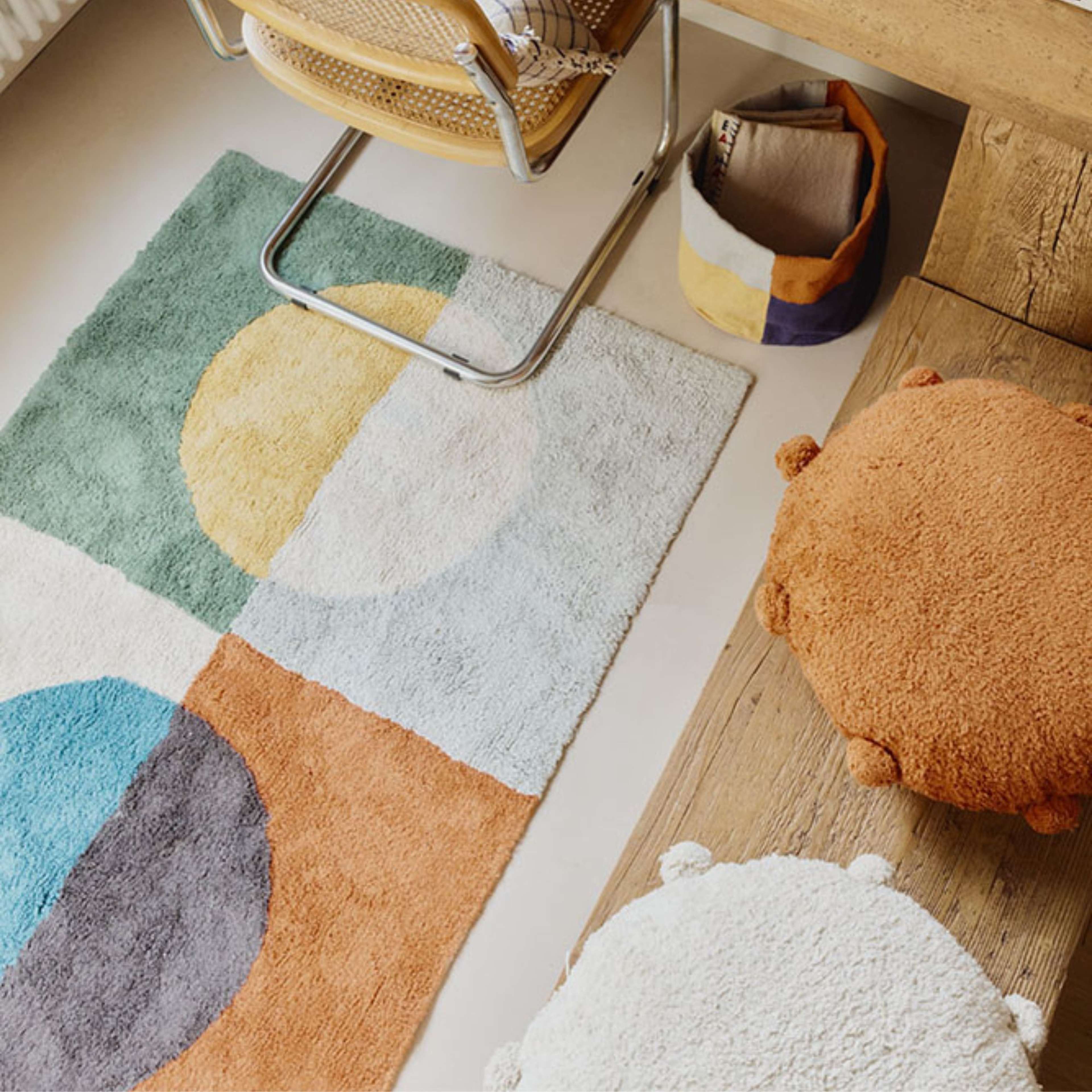 Tvättbar Matta Illusionslins, från LORENA CANALS, i färgen wahle blue, landon frost, naturlig, mörk honung. Klicka för att öppna bilden i stort format