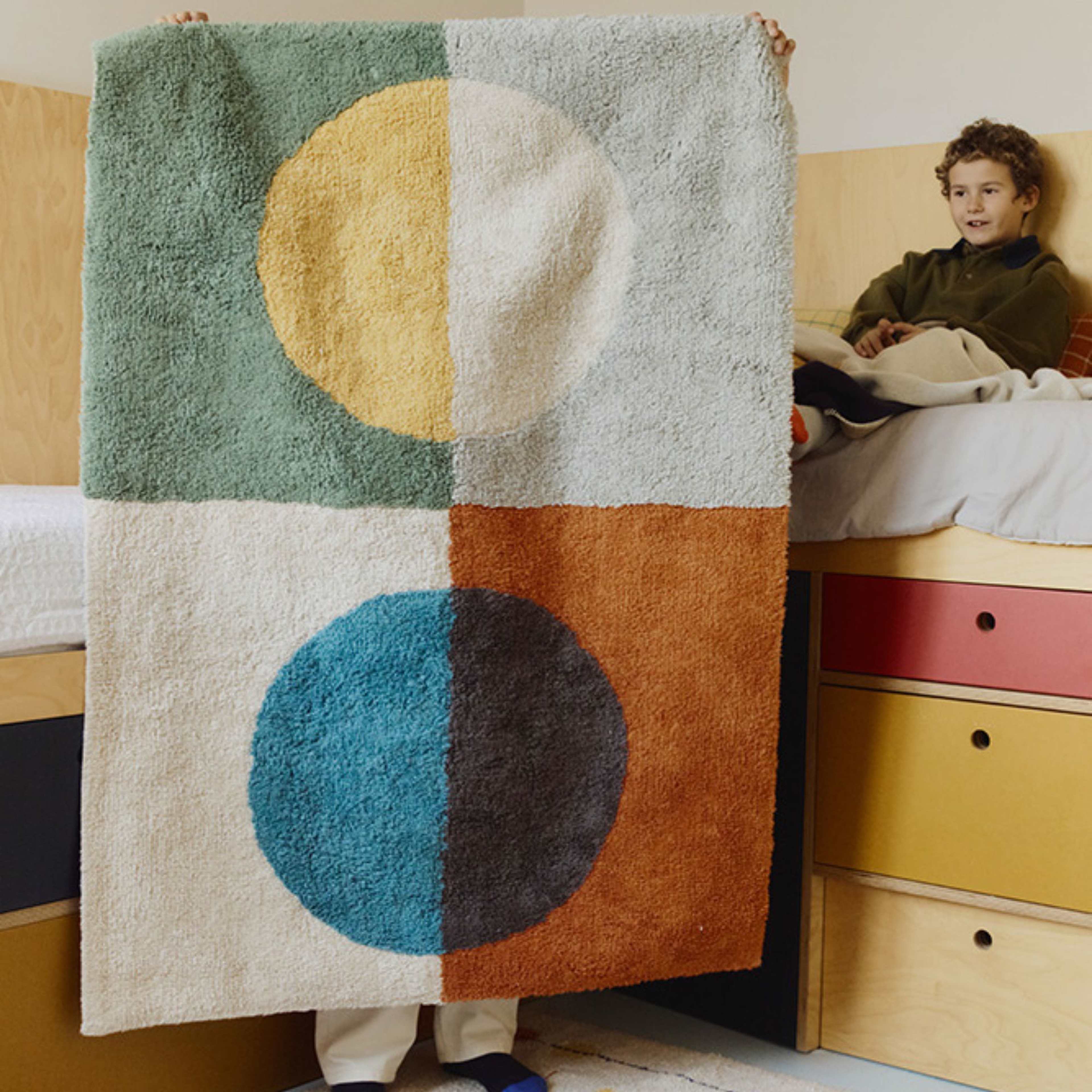 Tvättbar Matta Illusionslins, från LORENA CANALS, i färgen wahle blue, landon frost, naturlig, mörk honung. Klicka för att öppna bilden i stort format