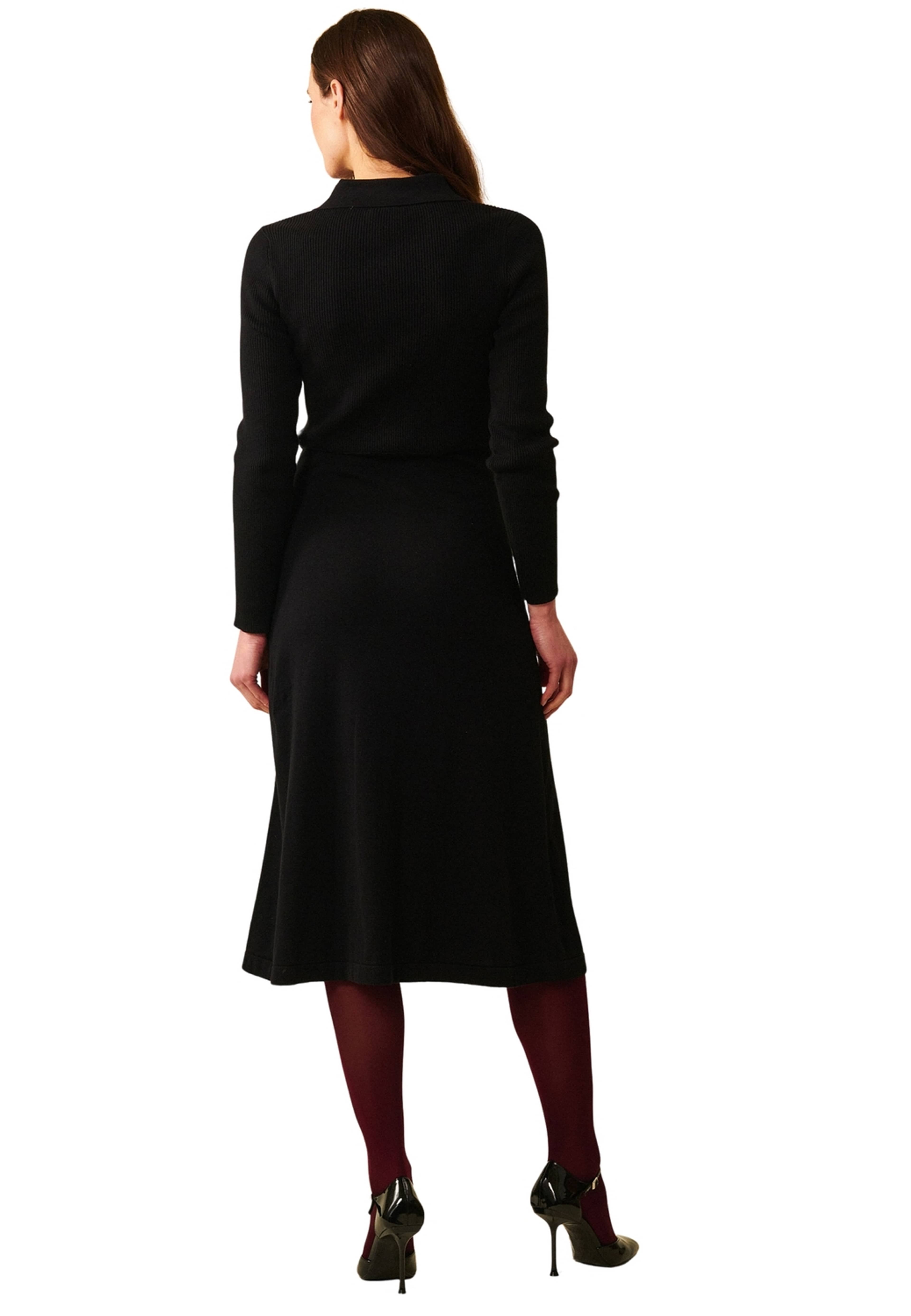 Tyne Dress, från Jumperfabriken, i färgen black. Klicka för att öppna bilden i stort format