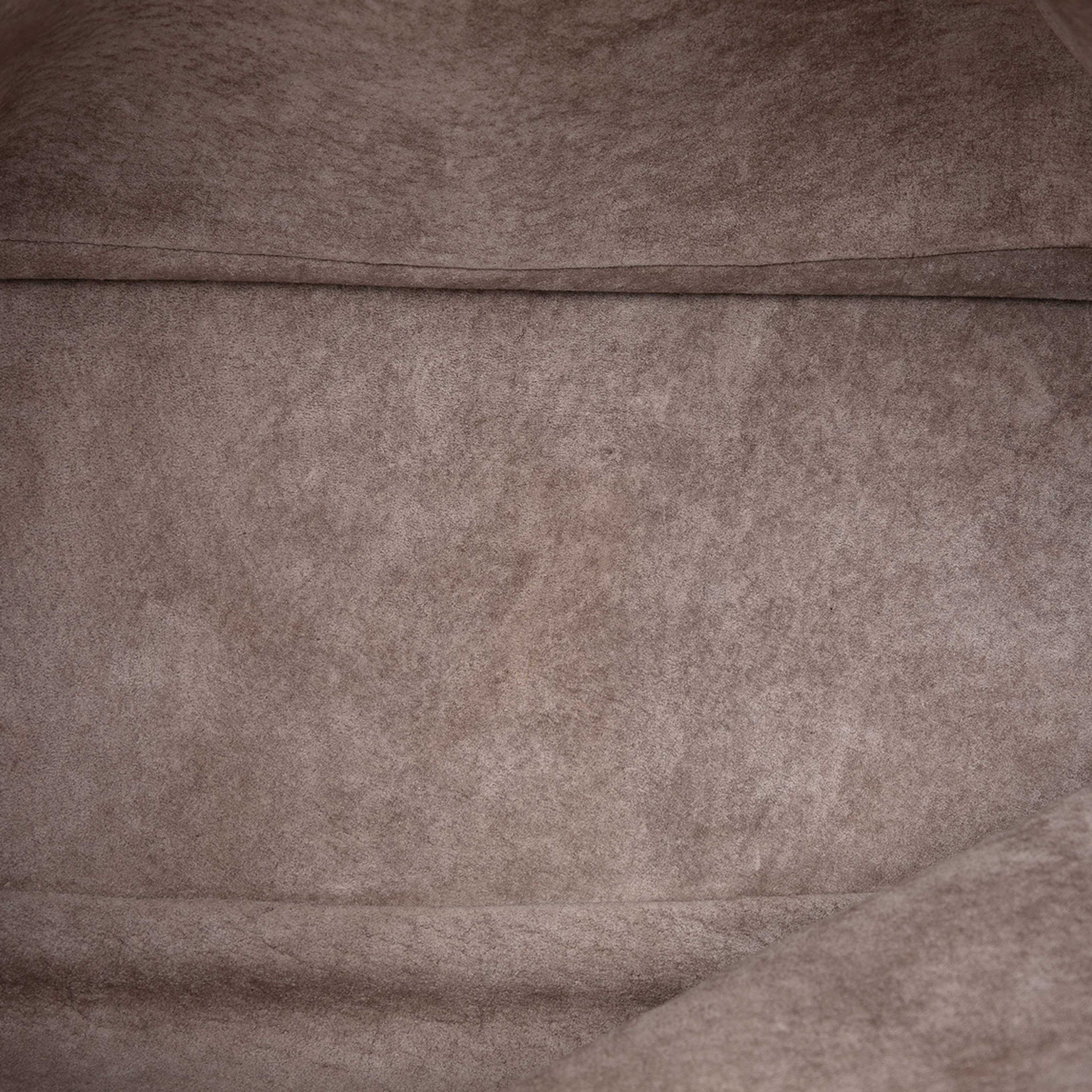 Bottega Veneta Nappa Intrecciato Shoulder Bag, från Luxclusif, i färgen orange. Klicka för att öppna bilden i stort format