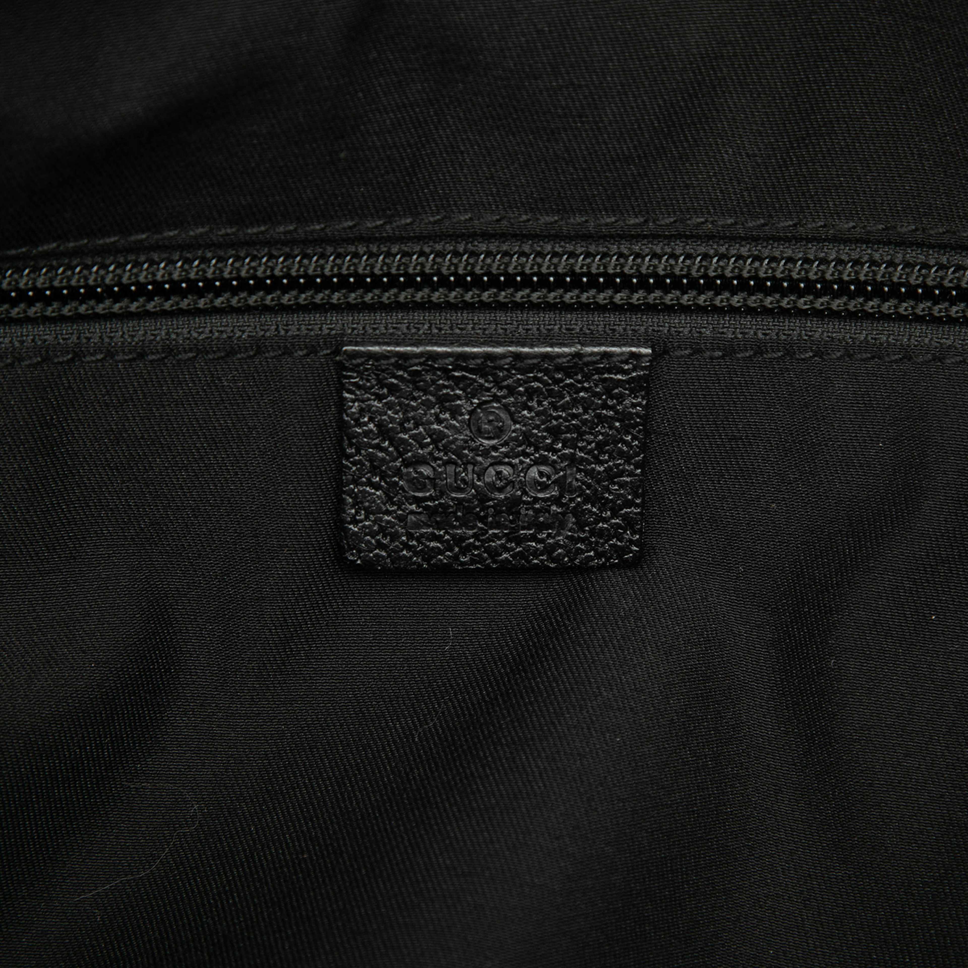 Gucci Gg Canvas Web Vertical Tote, från Luxclusif, i färgen black. Klicka för att öppna bilden i stort format