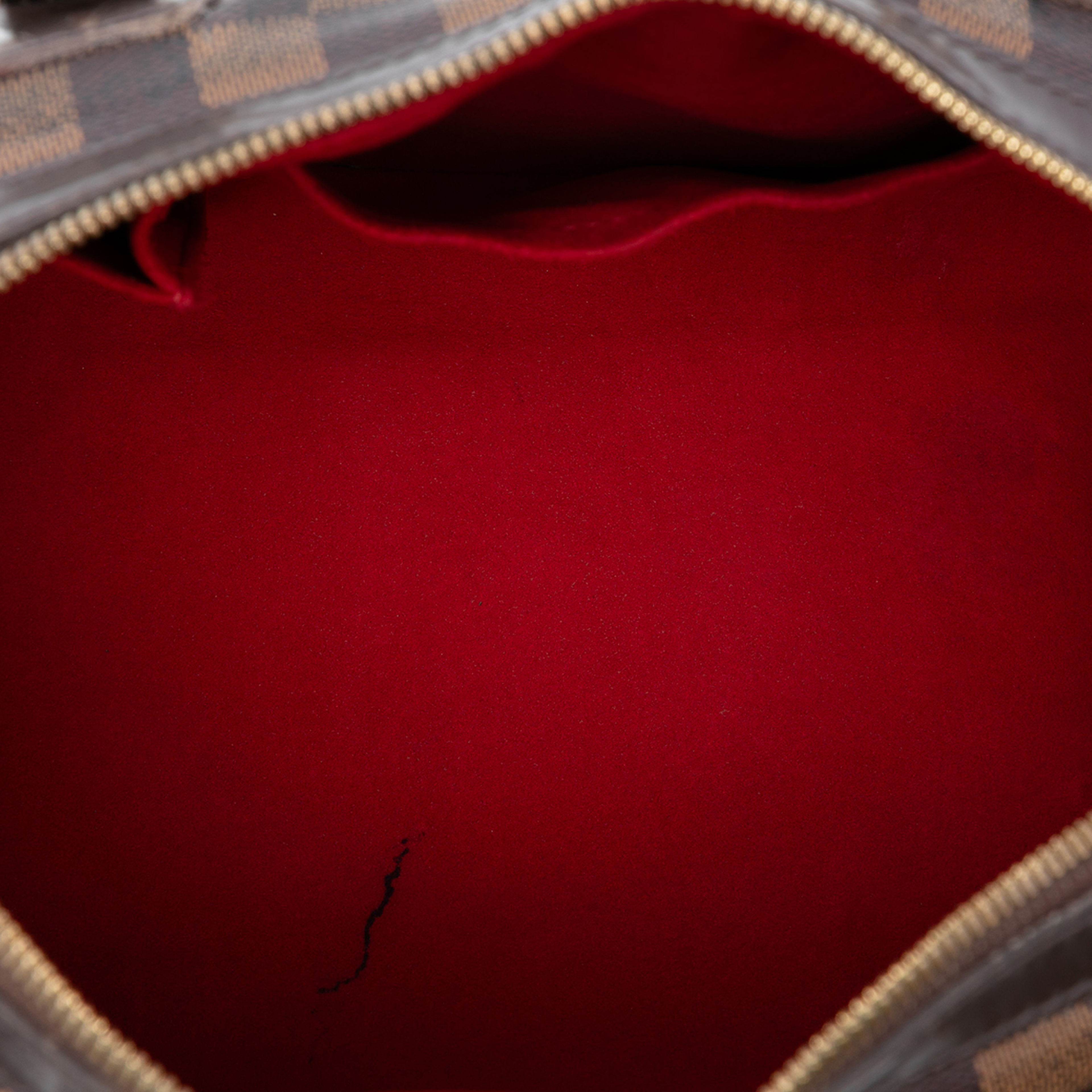 Louis Vuitton Damier Ebene Berkeley, från Luxclusif, i färgen brown. Klicka för att öppna bilden i stort format