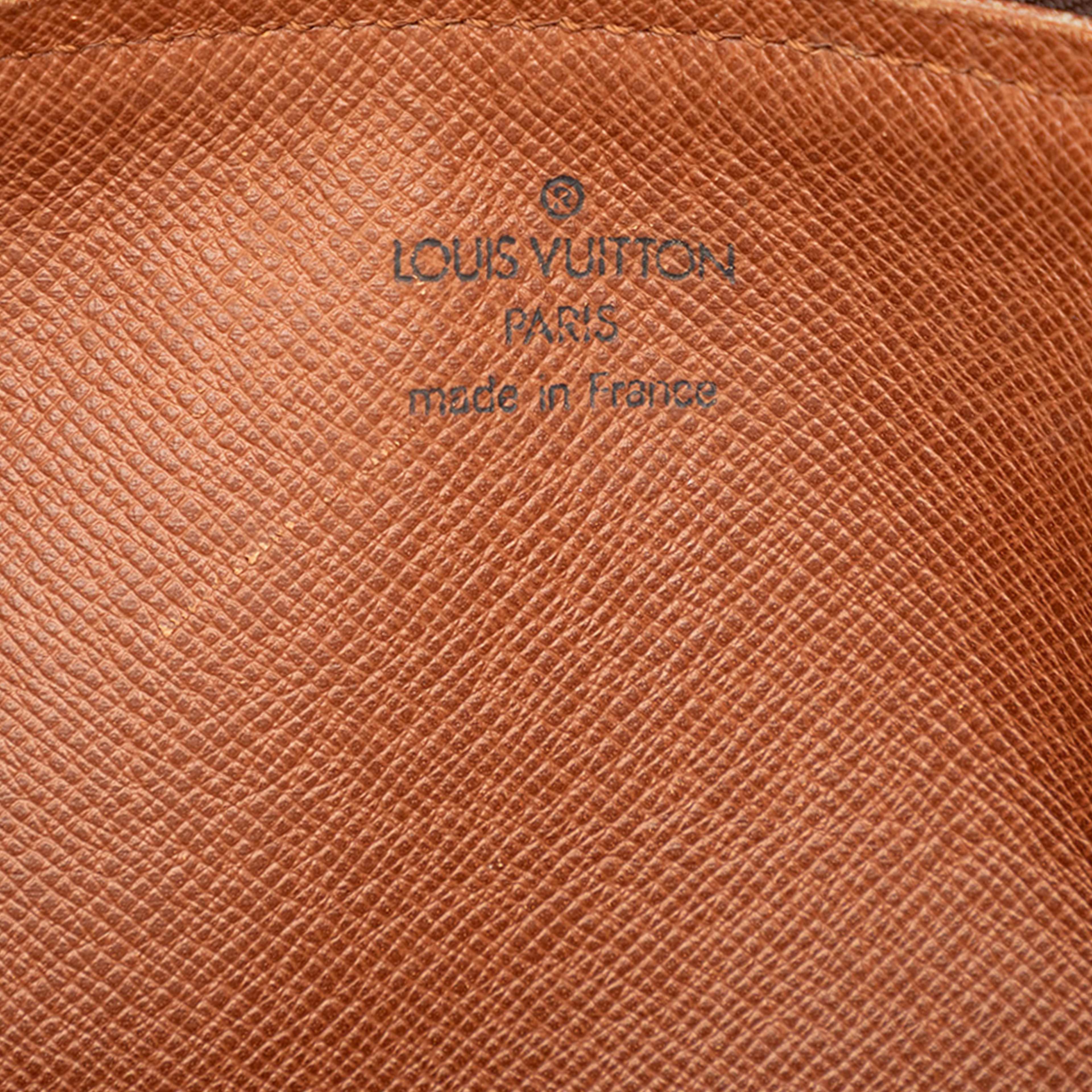 Louis Vuitton Monogram Papillon 26, från Luxclusif, i färgen brown. Klicka för att öppna bilden i stort format