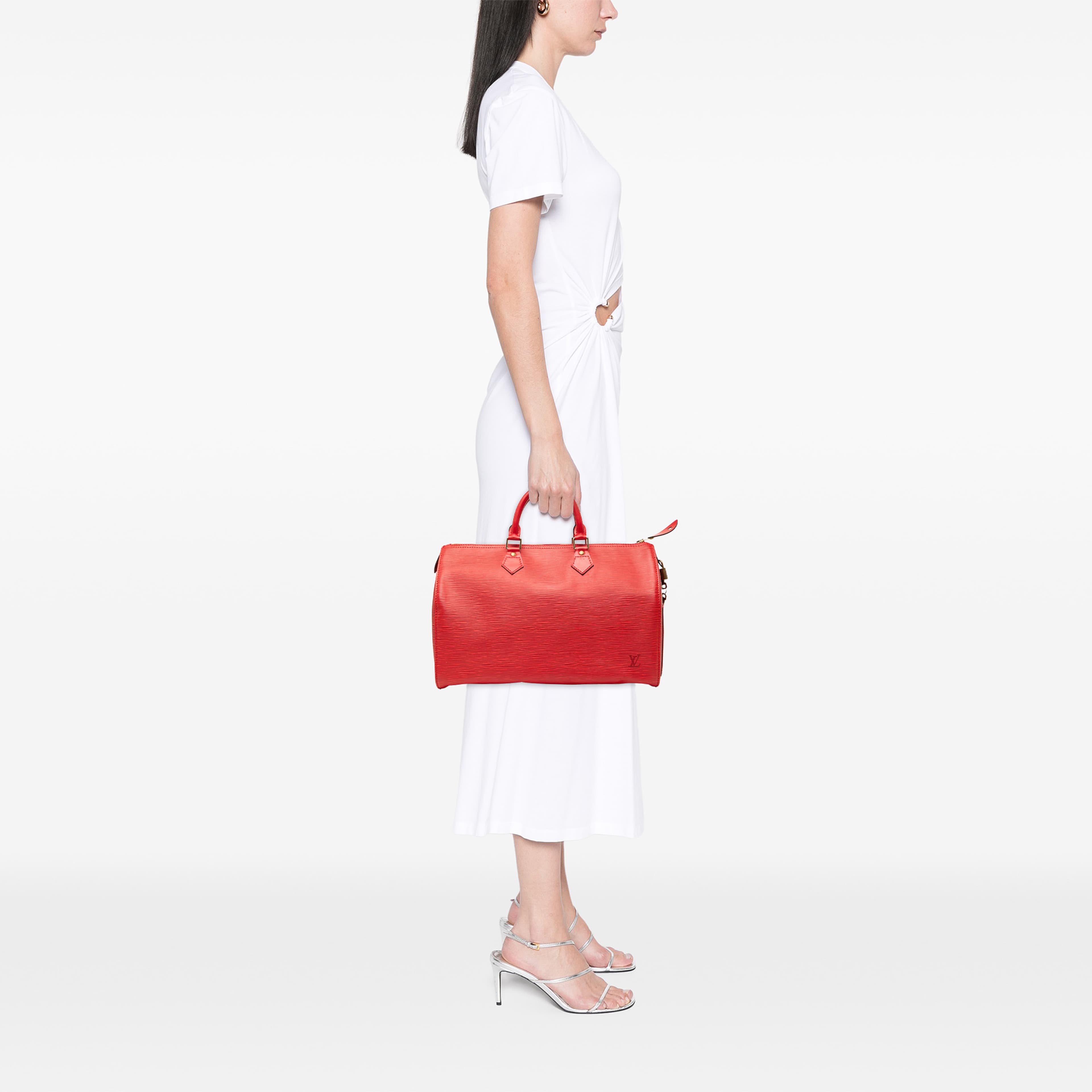 Louis Vuitton Epi Speedy 35, från Luxclusif, i färgen röd. Klicka för att öppna bilden i stort format