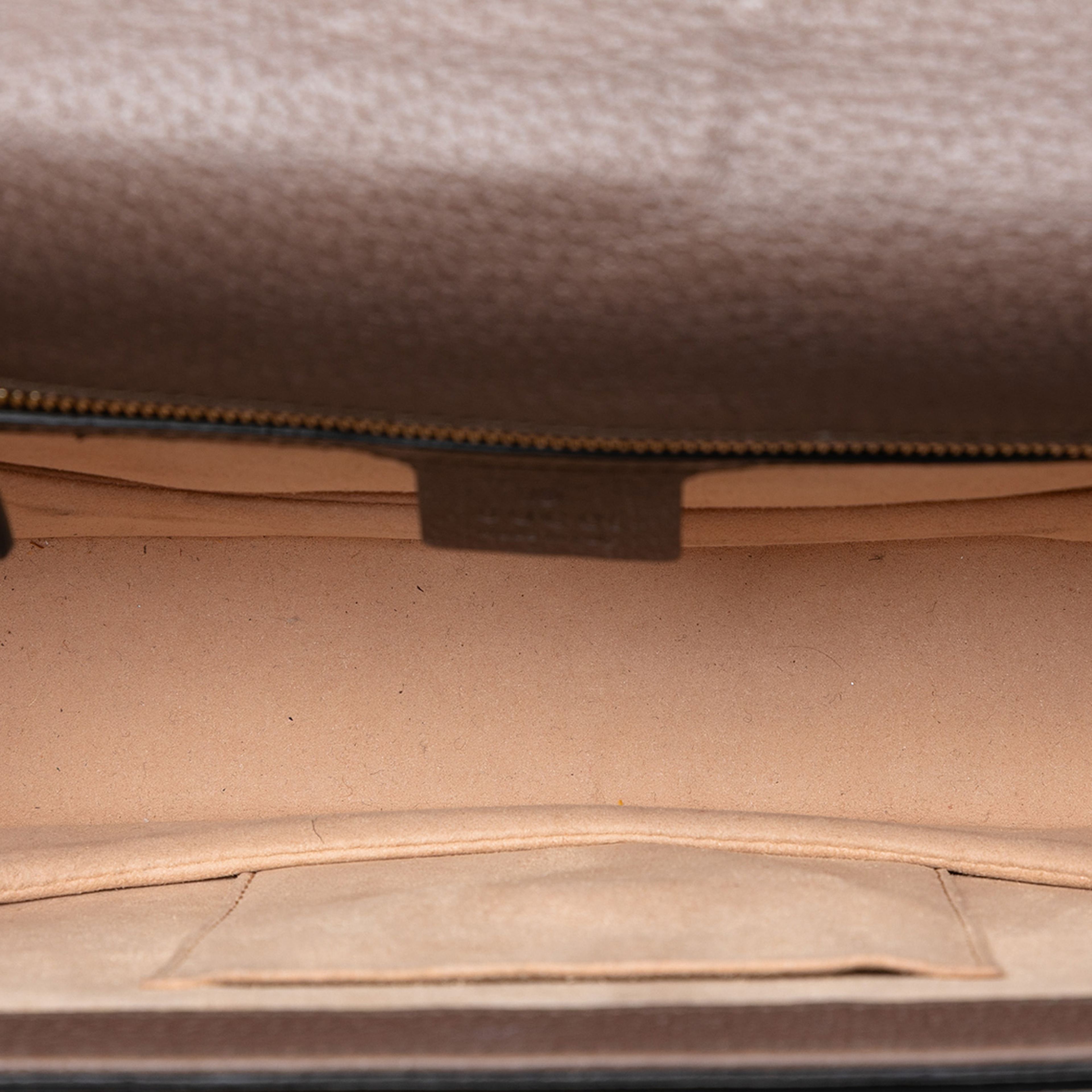 Gucci Small Gg Supreme Ophidia Crossbody, från Luxclusif, i färgen beige. Klicka för att öppna bilden i stort format