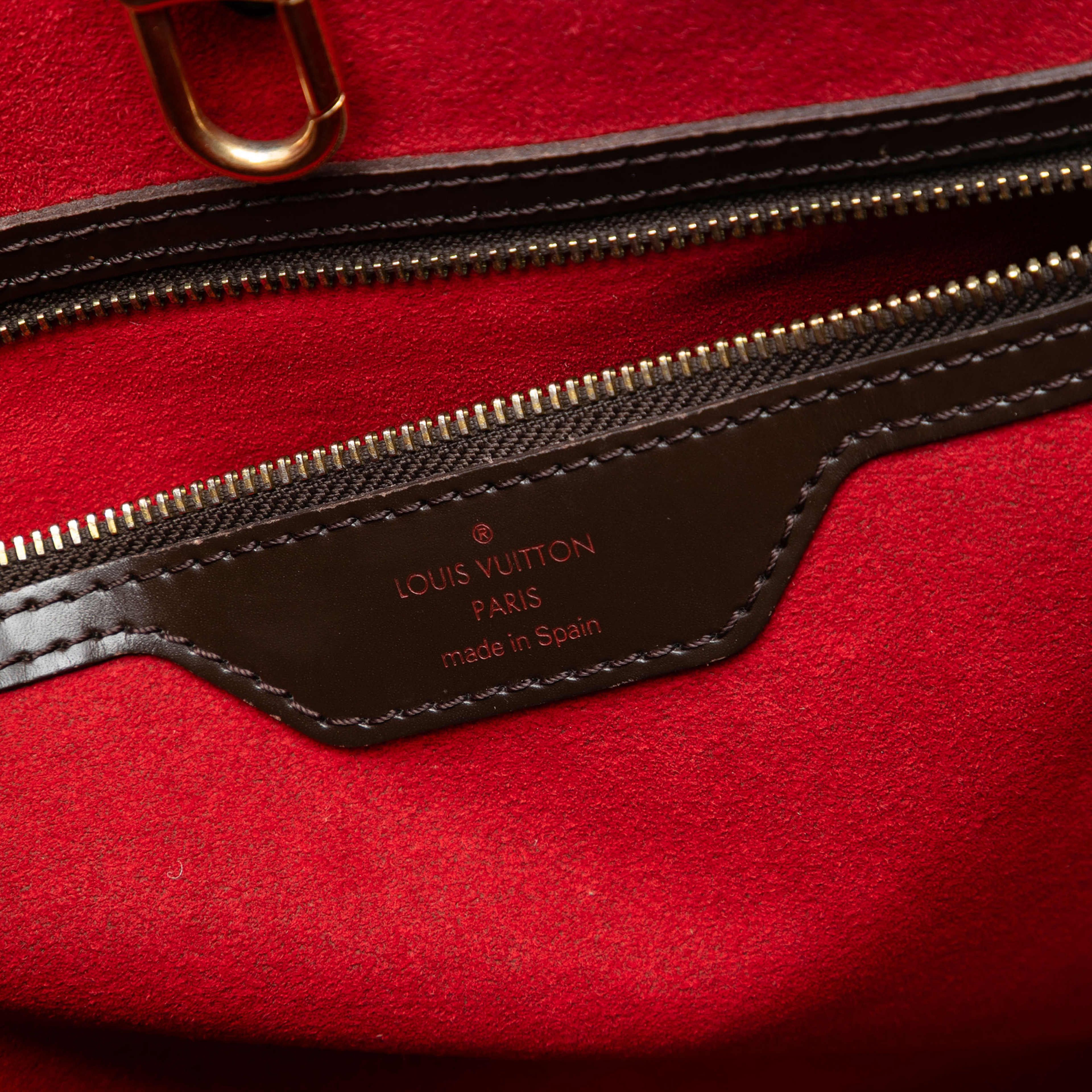 Louis Vuitton Damier Ebene Hampstead Mm, från Luxclusif, i färgen brown. Klicka för att öppna bilden i stort format