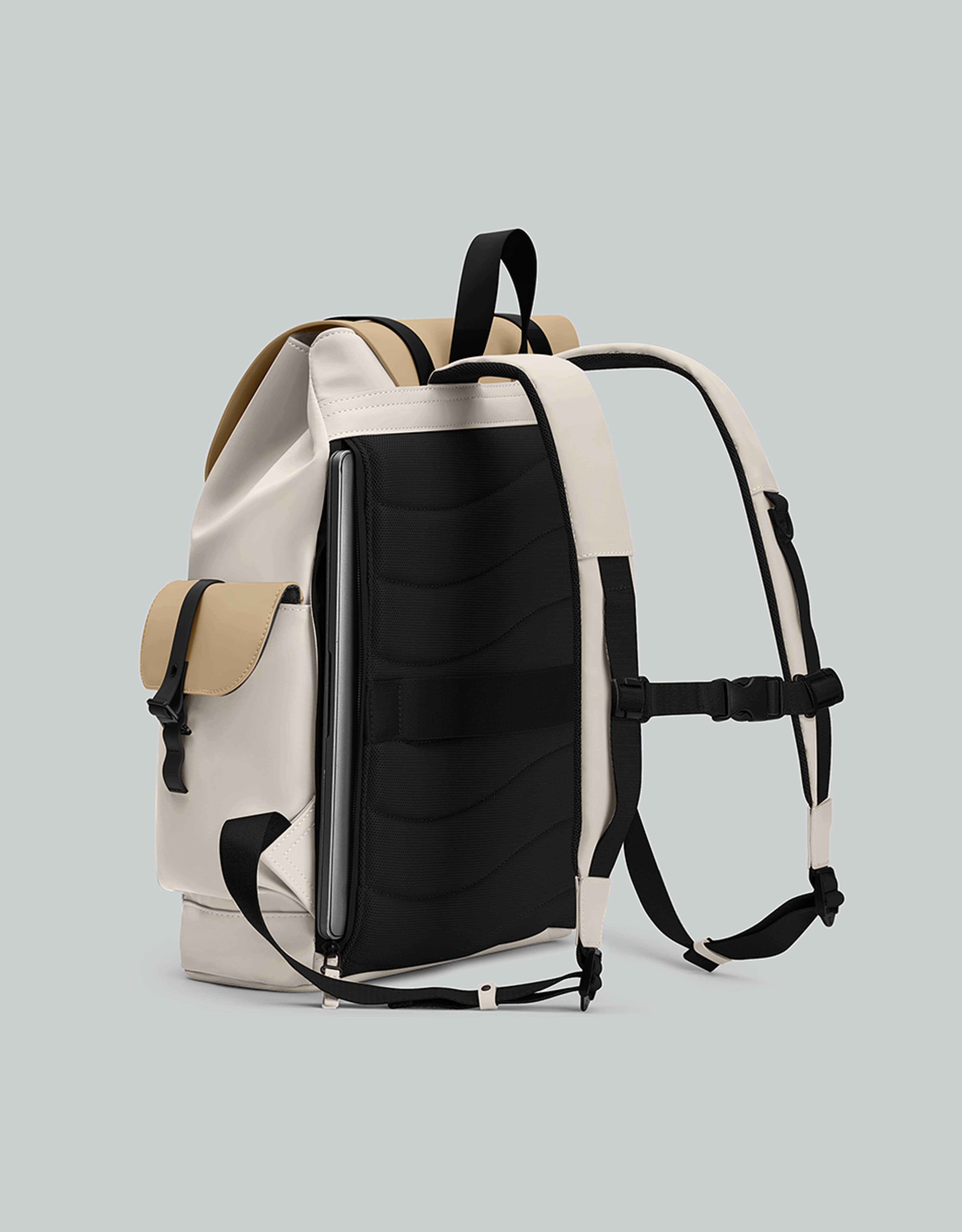 Spläsh Utility Backpack 16", från Gaston Luga, i färgen latte / cloud cream. Klicka för att öppna bilden i stort format