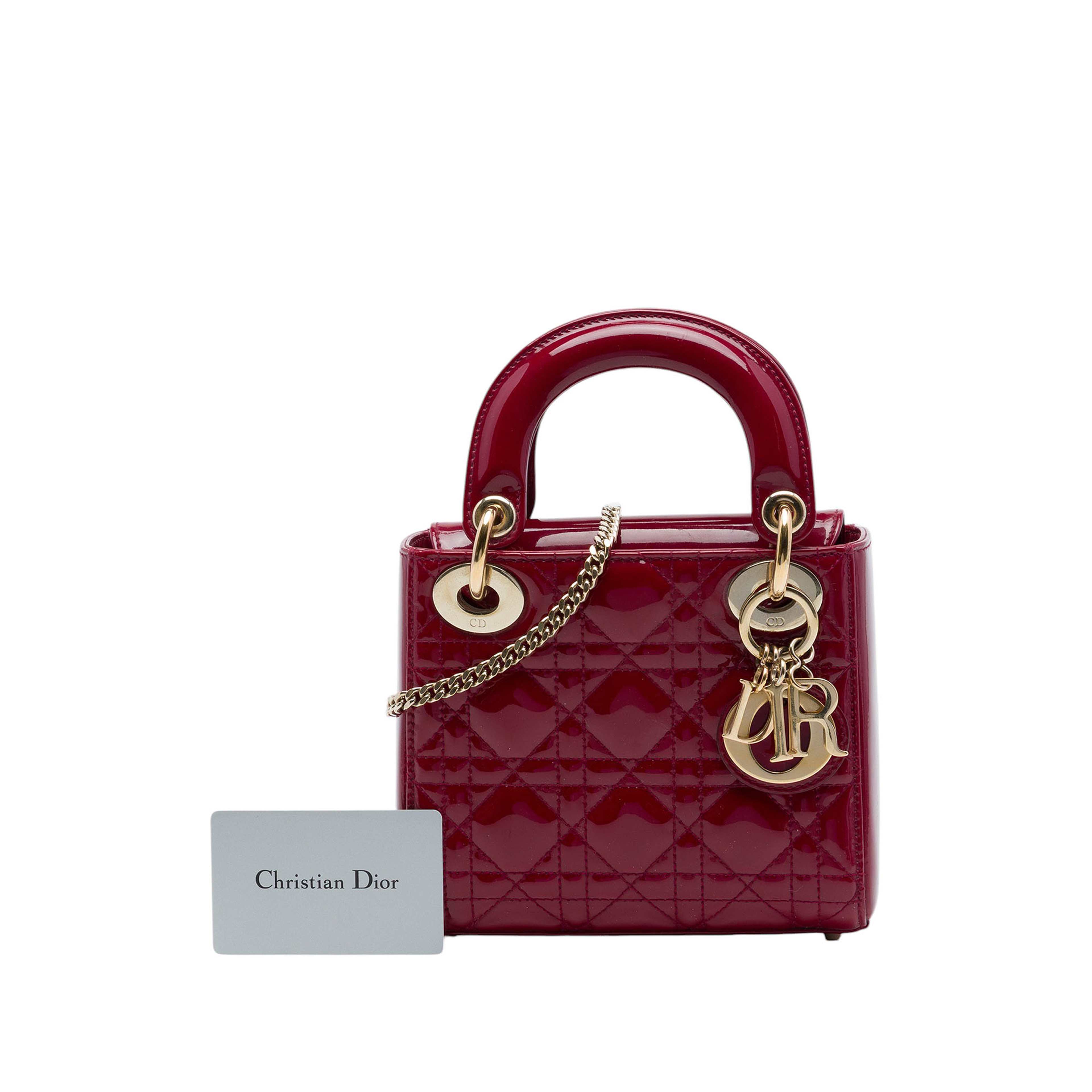 Dior Mini Patent Cannage Lady Dior, från Luxclusif, i färgen röd. Klicka för att öppna bilden i stort format