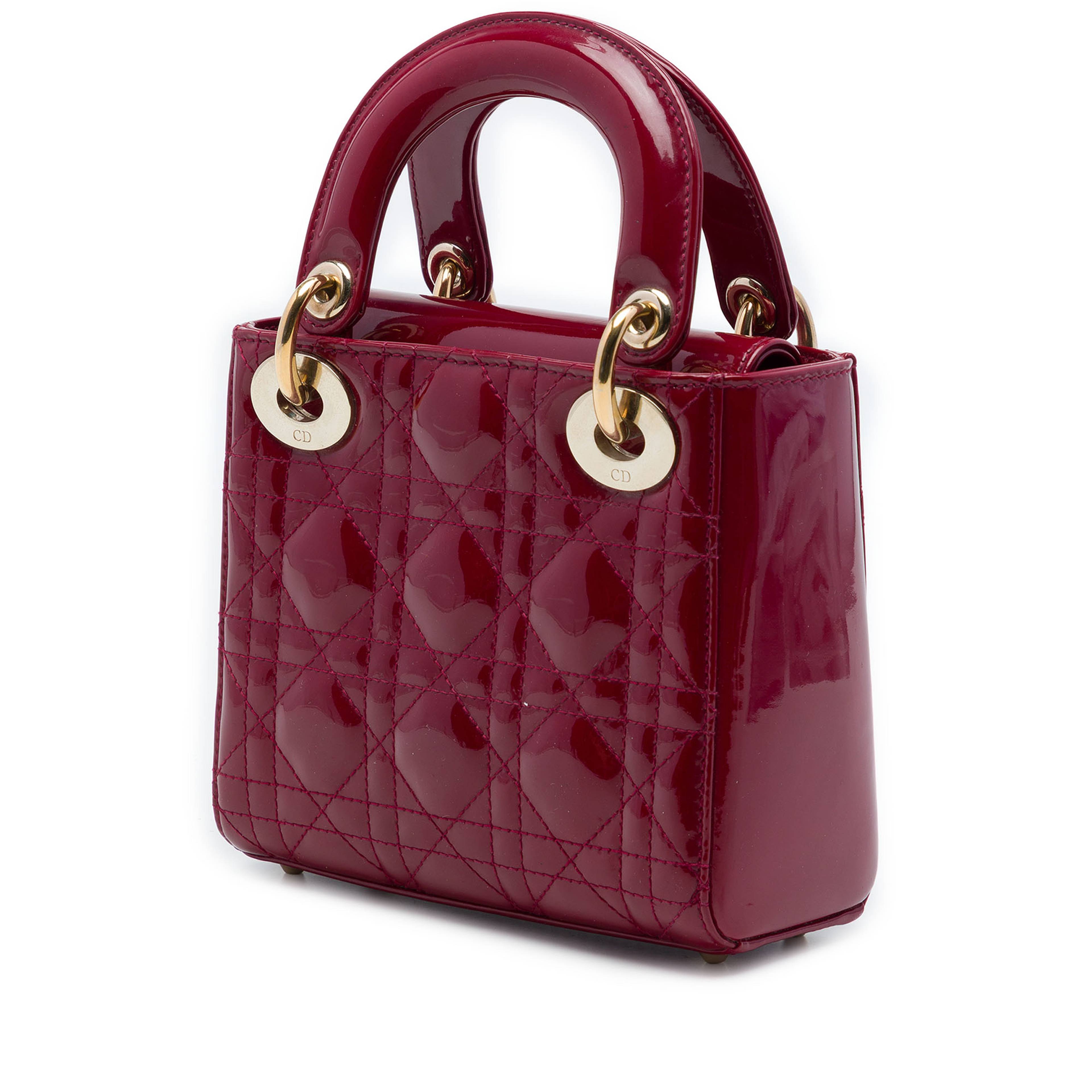 Dior Mini Patent Cannage Lady Dior, från Luxclusif, i färgen röd. Klicka för att öppna bilden i stort format