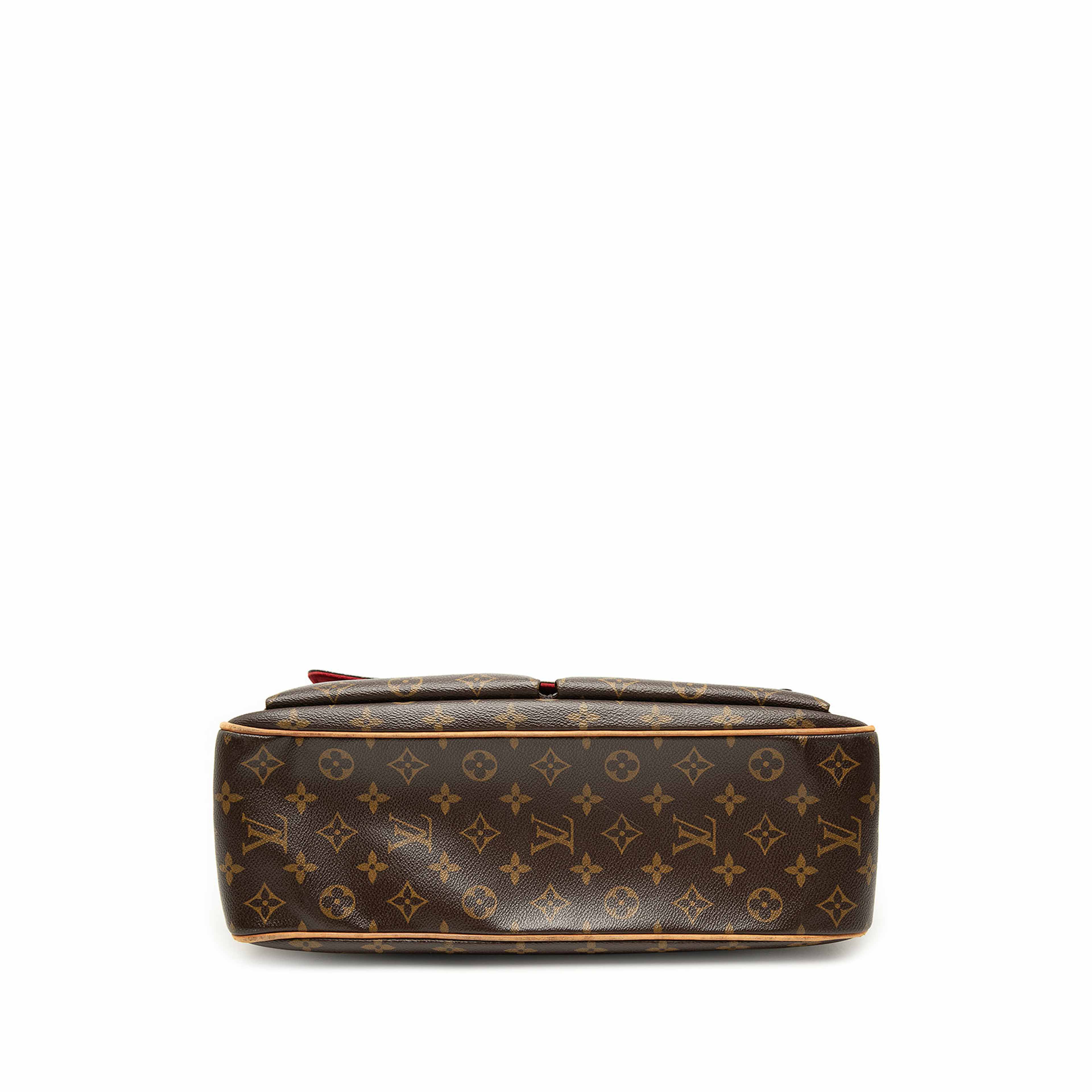 Louis Vuitton Monogram Multipli Cite, från Luxclusif, i färgen brun. Klicka för att öppna bilden i stort format
