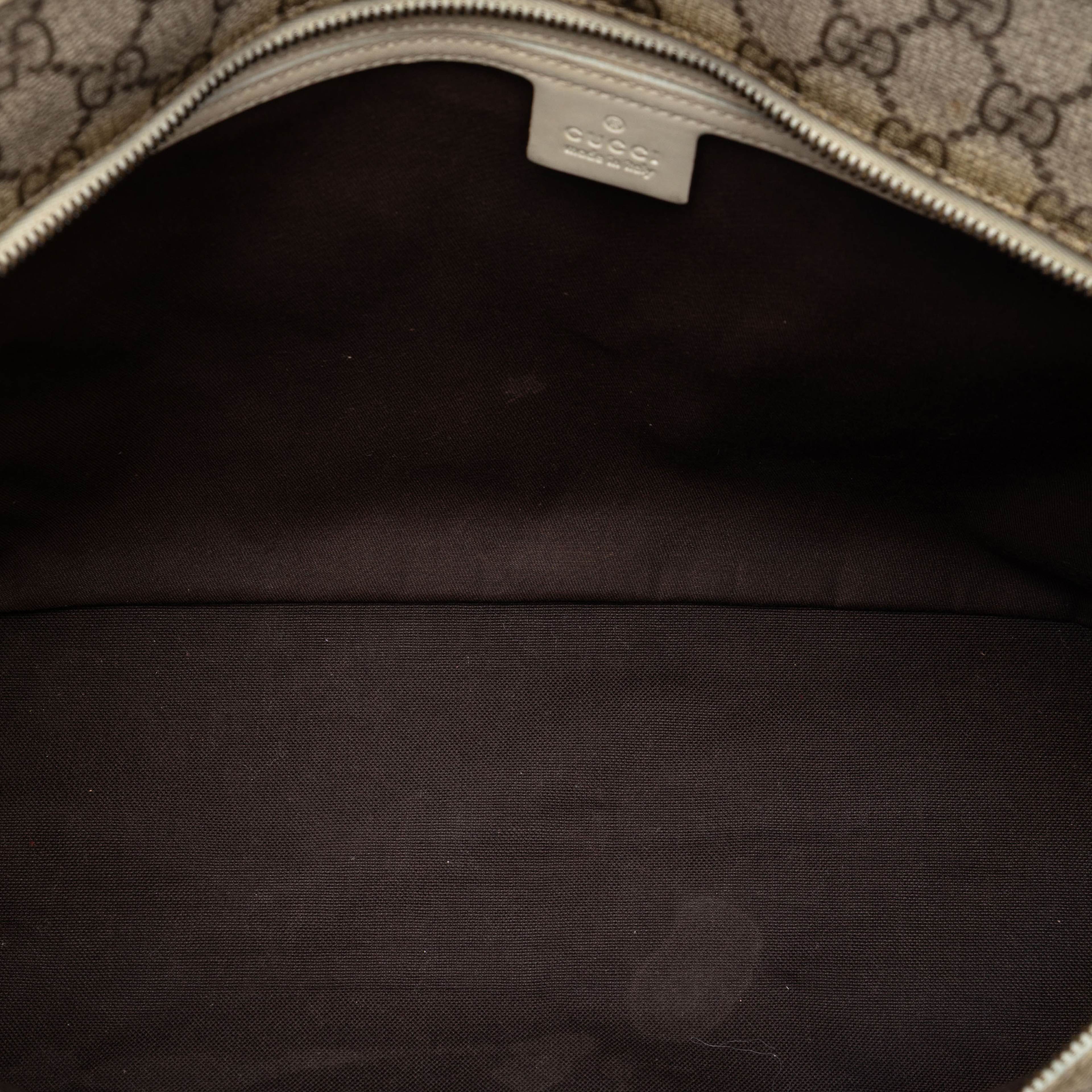 Gucci Gg Supreme Joy Tote, från Luxclusif, i färgen beige. Klicka för att öppna bilden i stort format