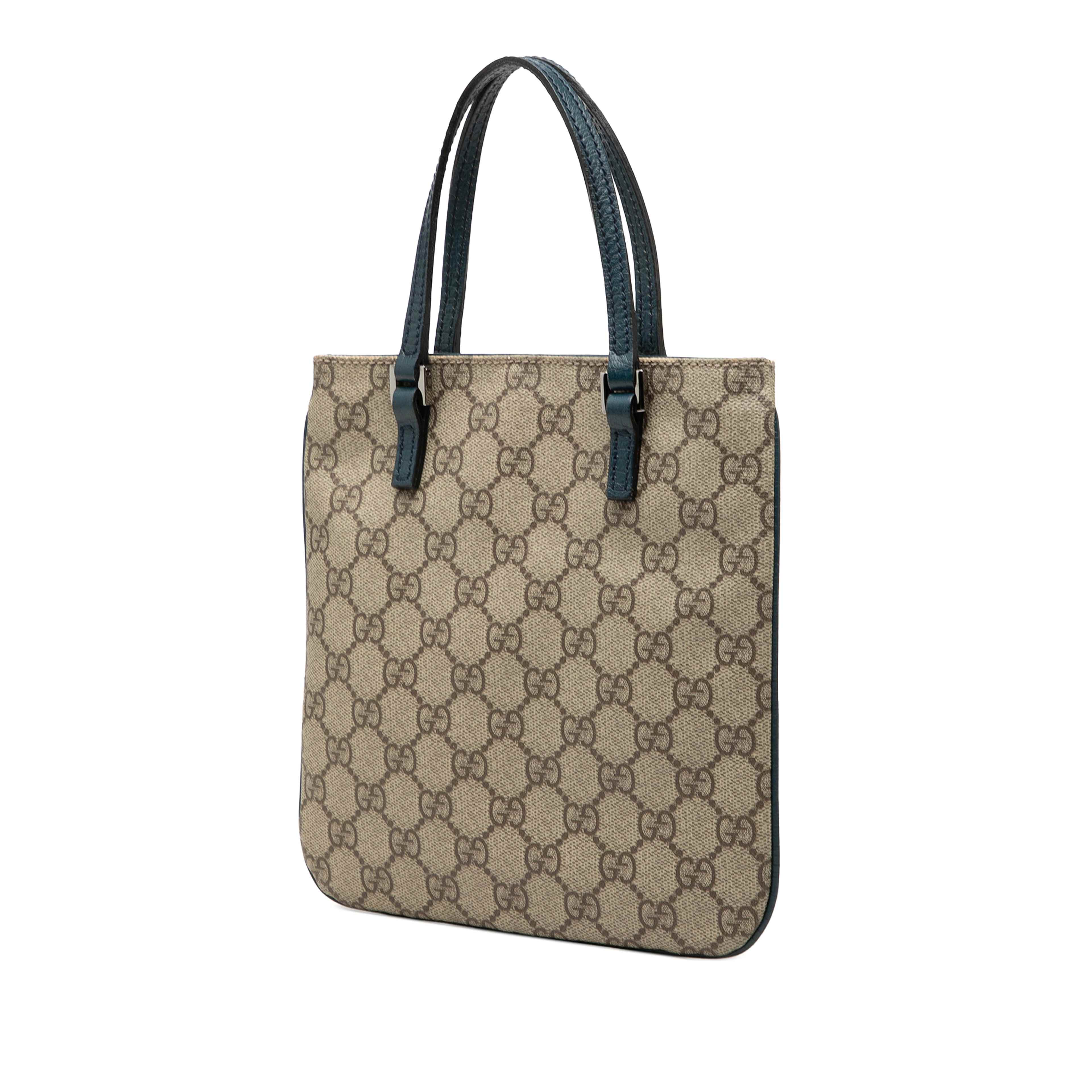 Gucci Gg Supreme Handbag, från Luxclusif, i färgen beige. Klicka för att öppna bilden i stort format