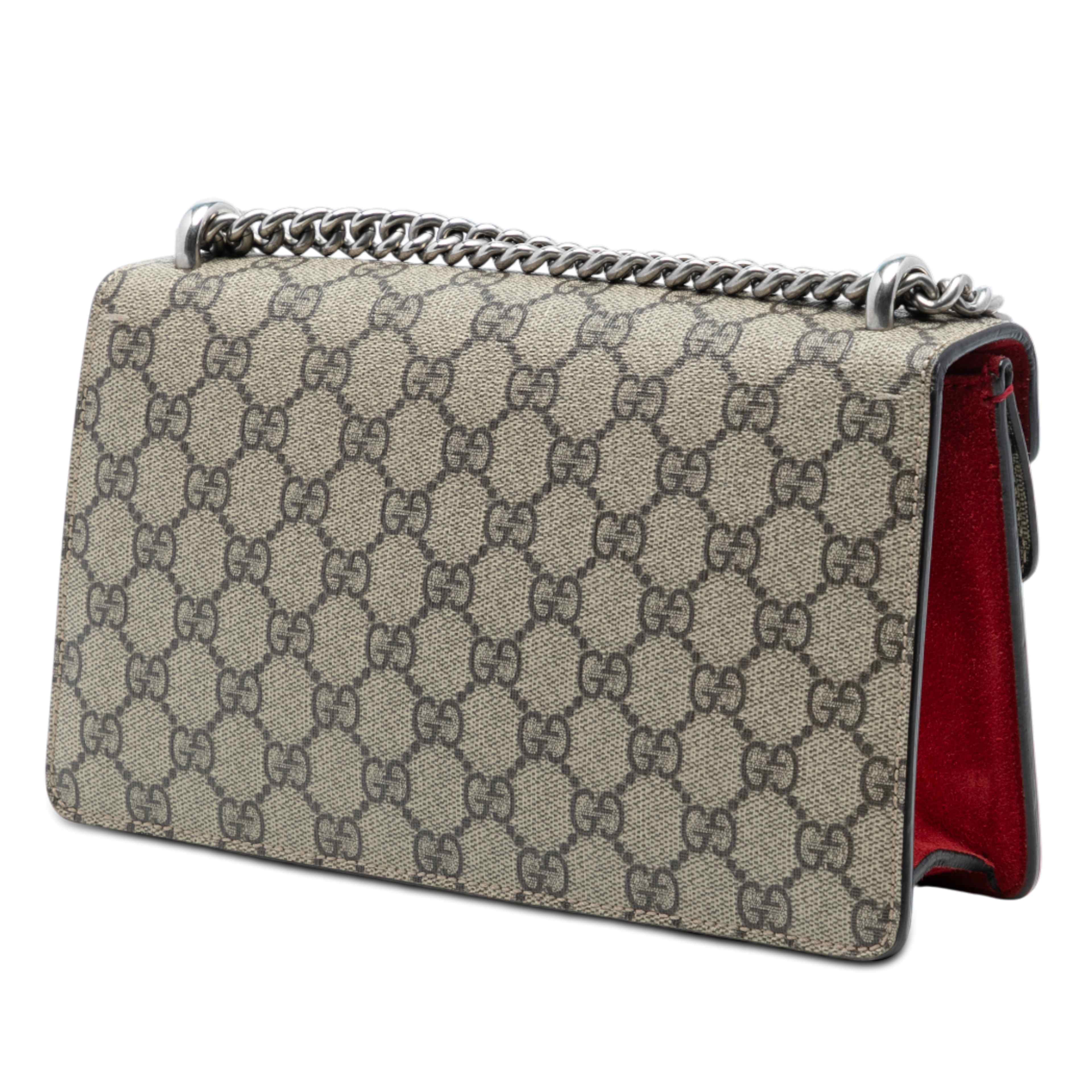 Gucci Medium Gg Supreme Dionysus Crossbody, från Luxclusif, i färgen beige. Klicka för att öppna bilden i stort format