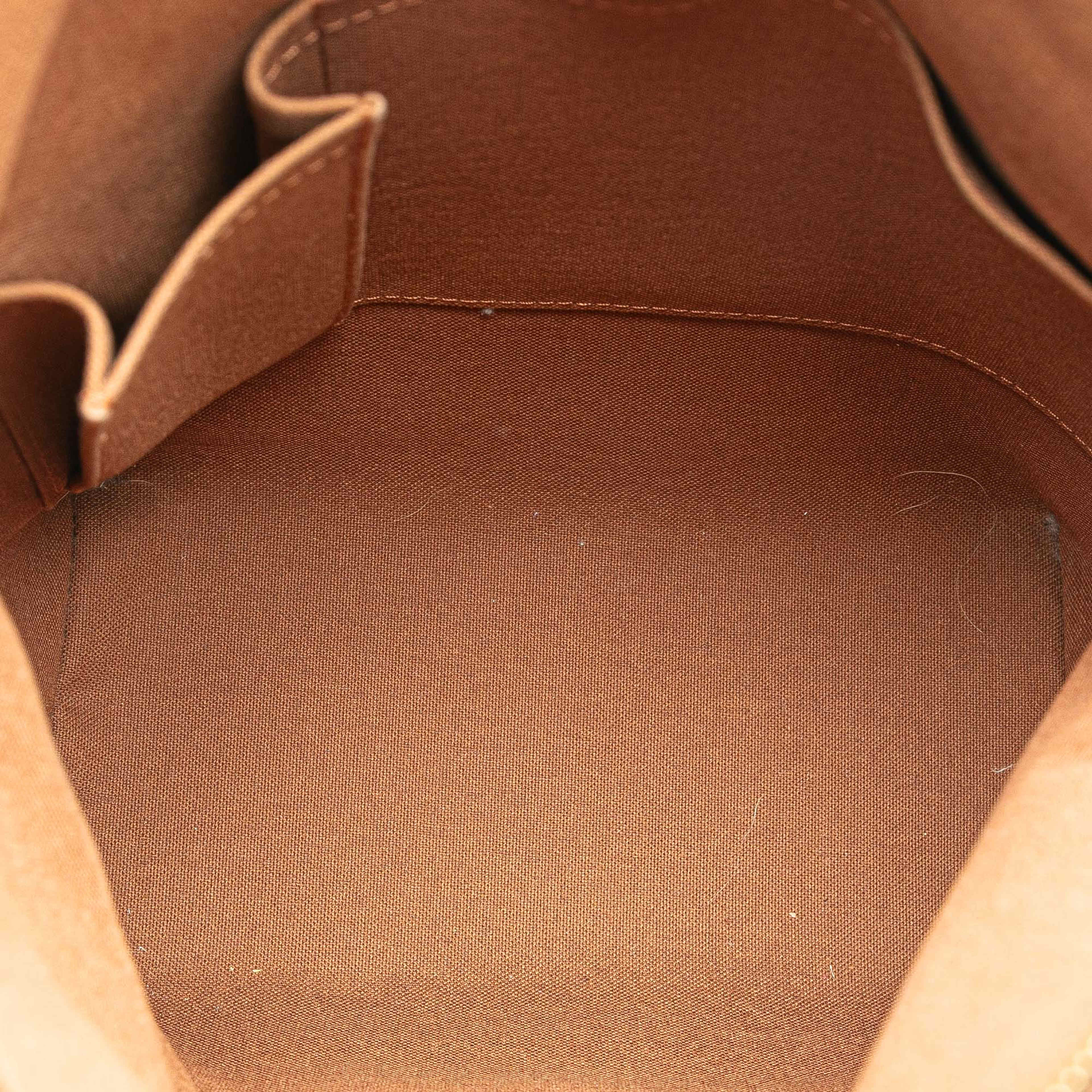 Louis Vuitton Monogram Lockit Pm, från Luxclusif, i färgen brown. Klicka för att öppna bilden i stort format