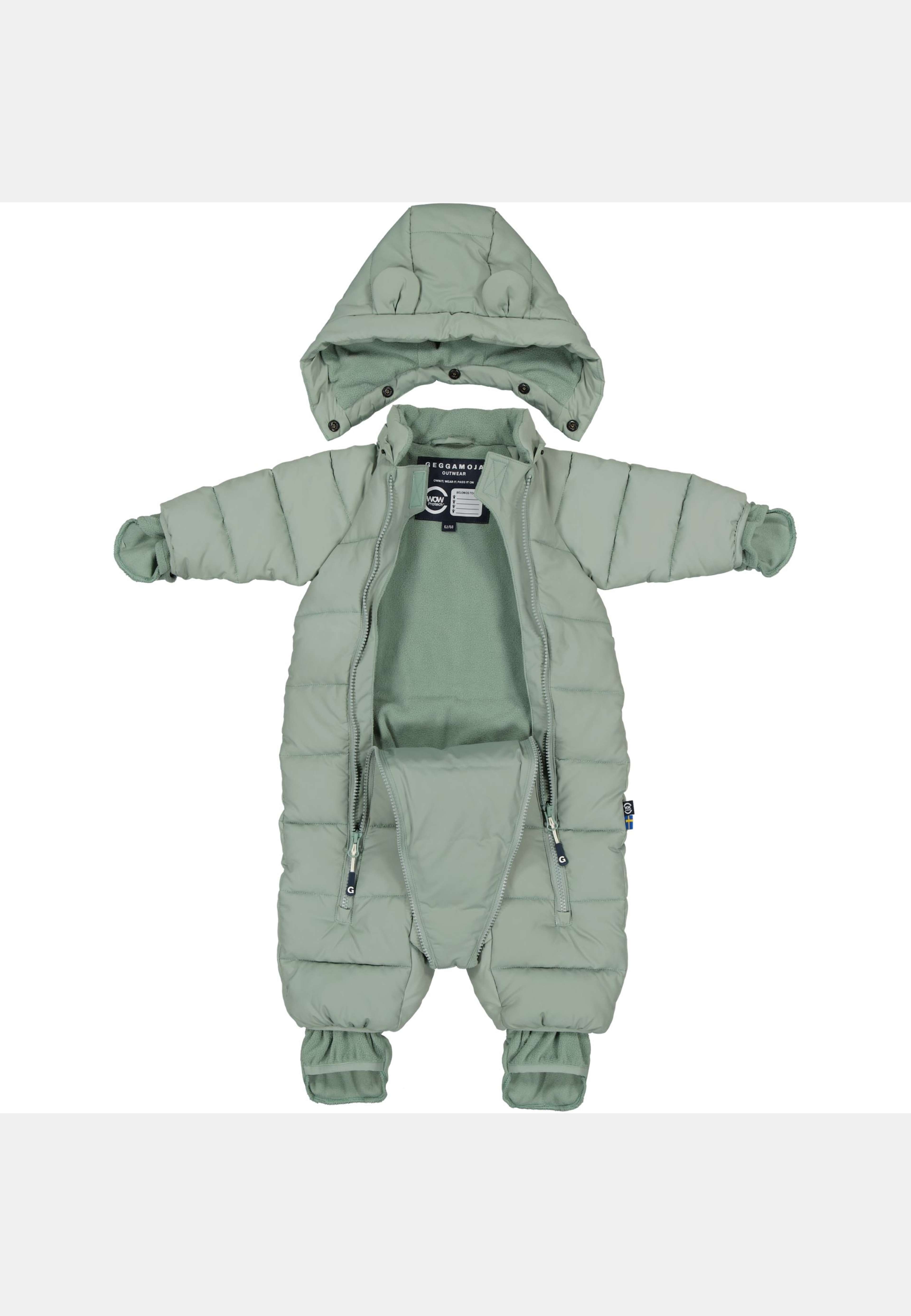 Vinteroverall Baby, från Geggamoja, i färgen moss green. Klicka för att öppna bilden i stort format