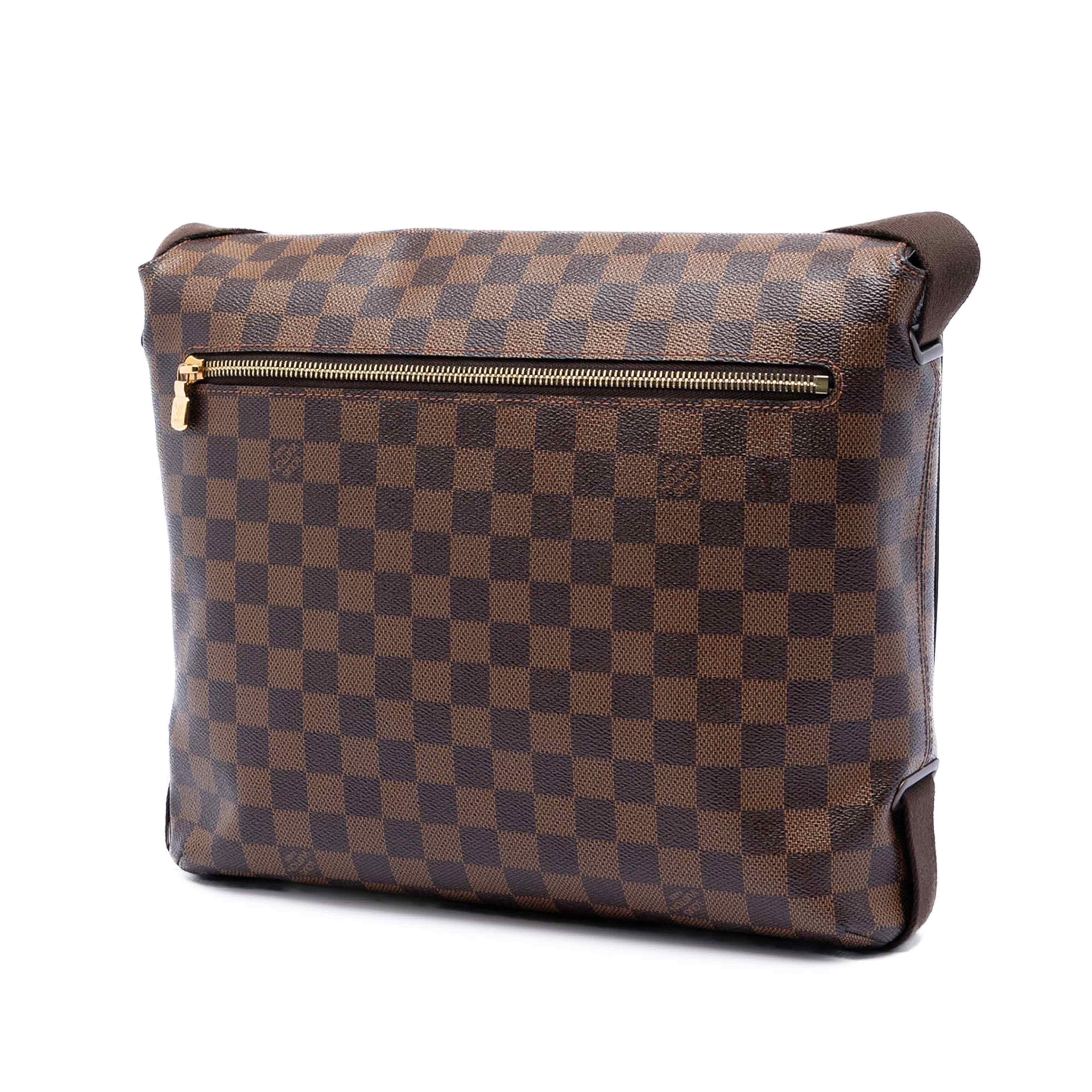Louis Vuitton Damier Ebene Brooklyn Mm, från Luxclusif, i färgen brun. Klicka för att öppna bilden i stort format