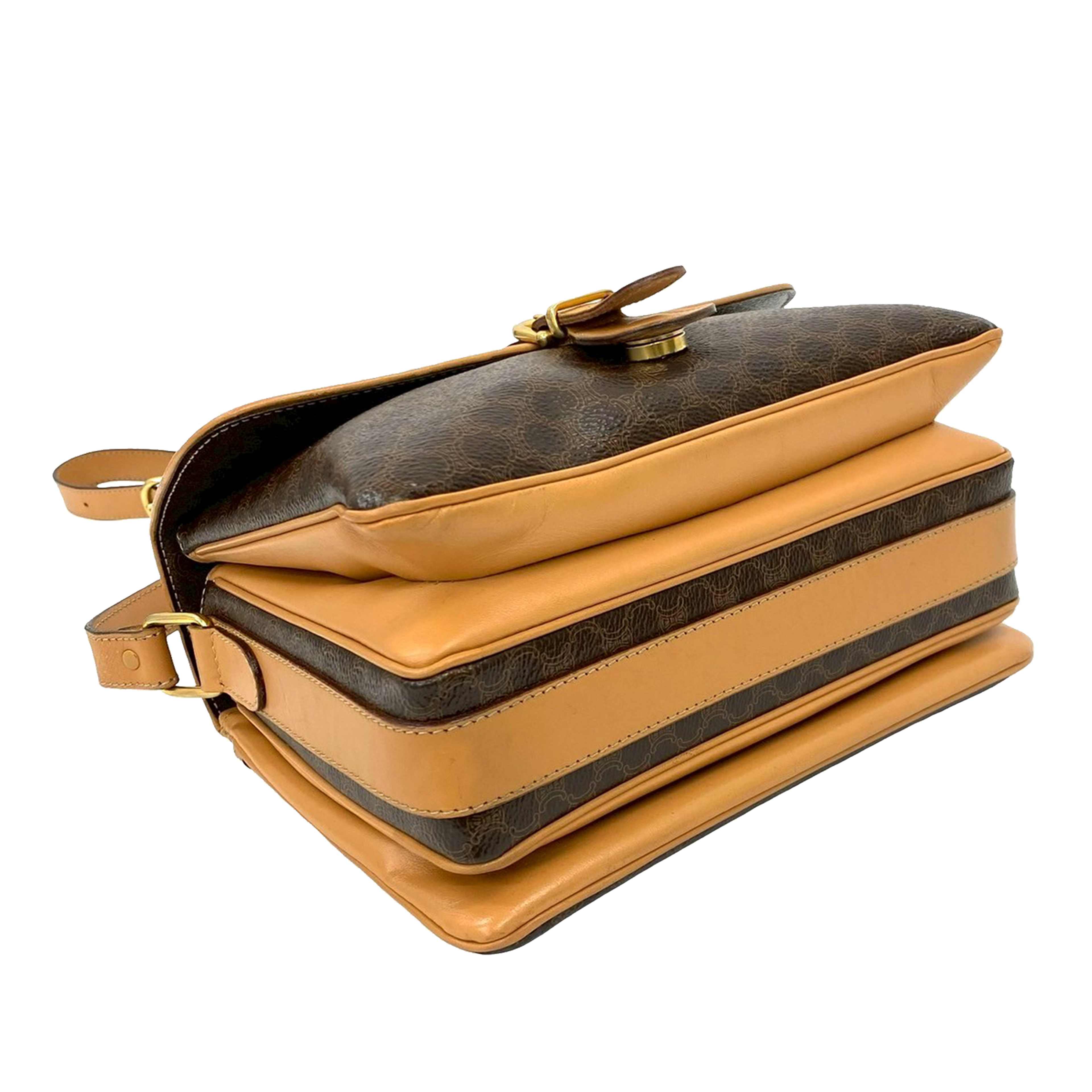 Celine Macadam Coated Canvas Crossbody, från Luxclusif, i färgen brown. Klicka för att öppna bilden i stort format