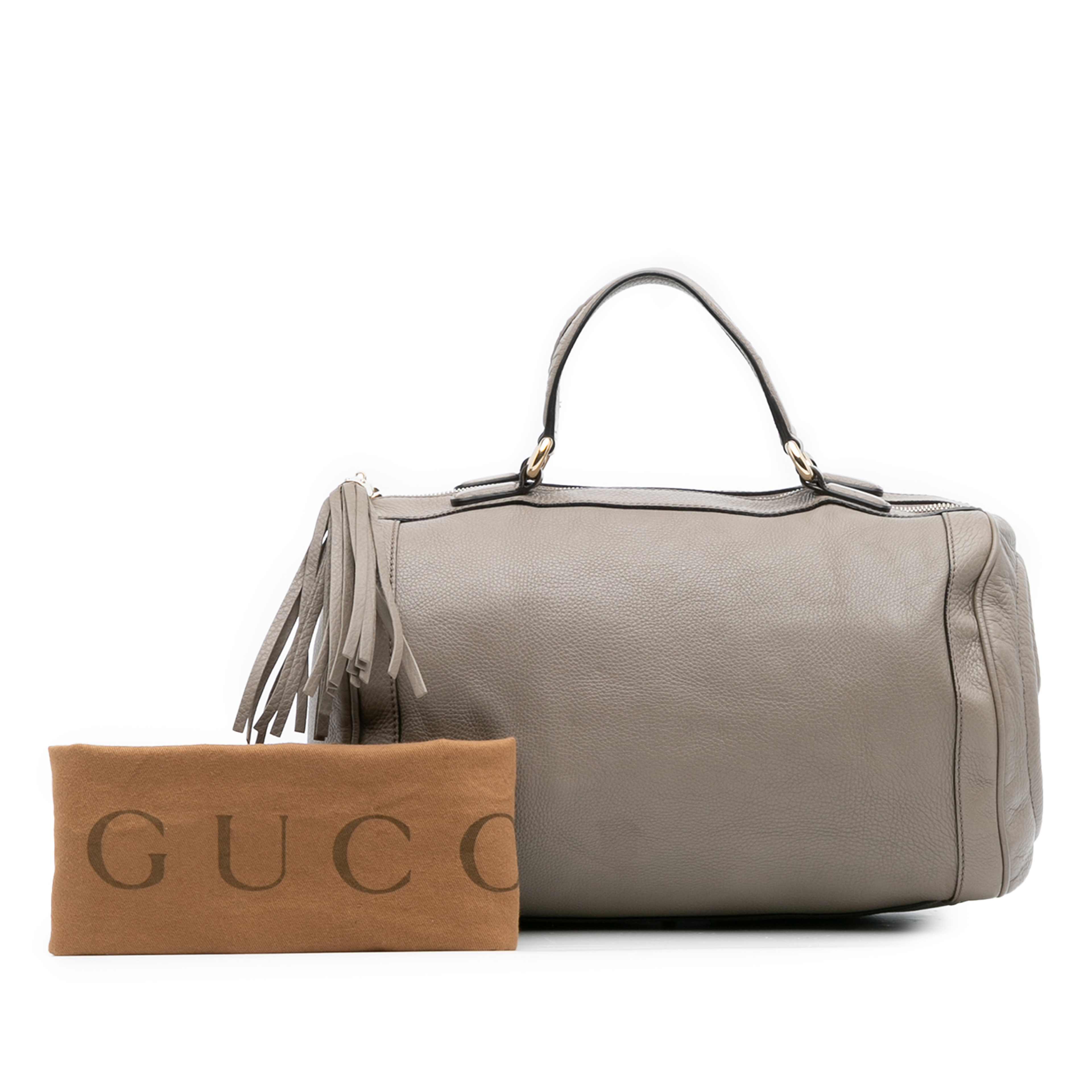 Gucci Medium Pebbled Calfskin Soho Boston Bag, från Luxclusif, i färgen grå. Klicka för att öppna bilden i stort format