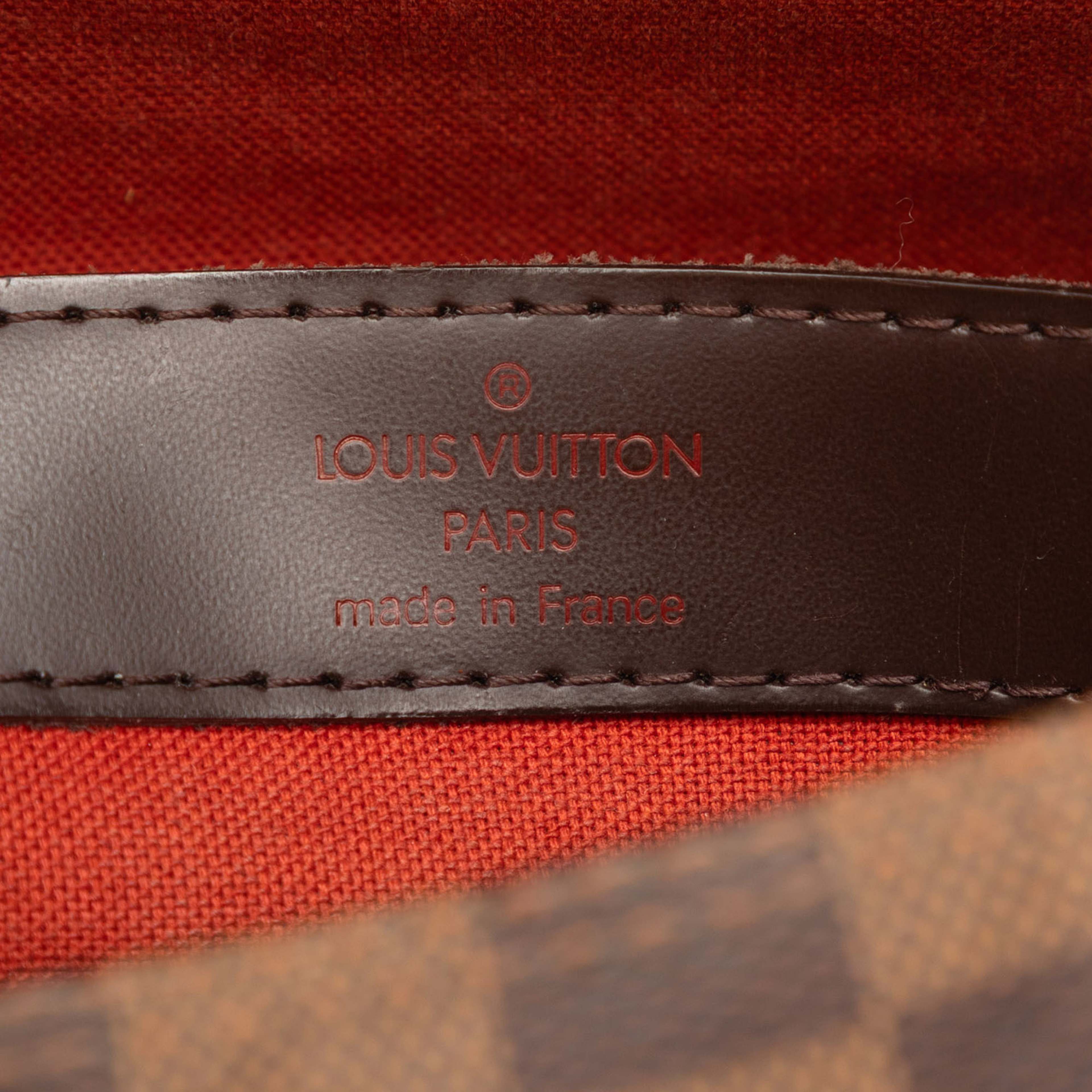 Louis Vuitton Damier Ebene Naviglio, från Luxclusif, i färgen brown. Klicka för att öppna bilden i stort format