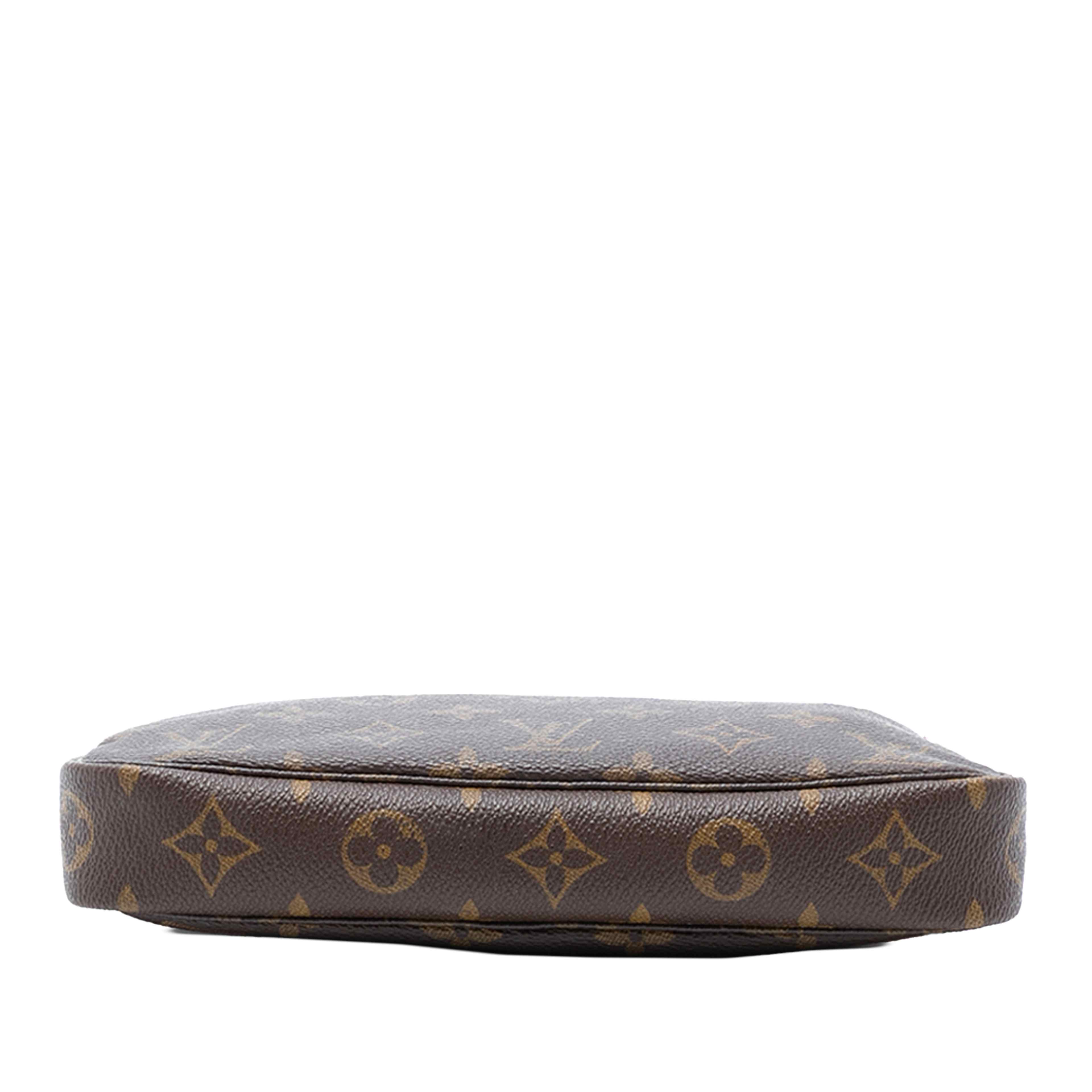 Louis Vuitton Monogram Pochette Accessoires, från Luxclusif, i färgen brown. Klicka för att öppna bilden i stort format