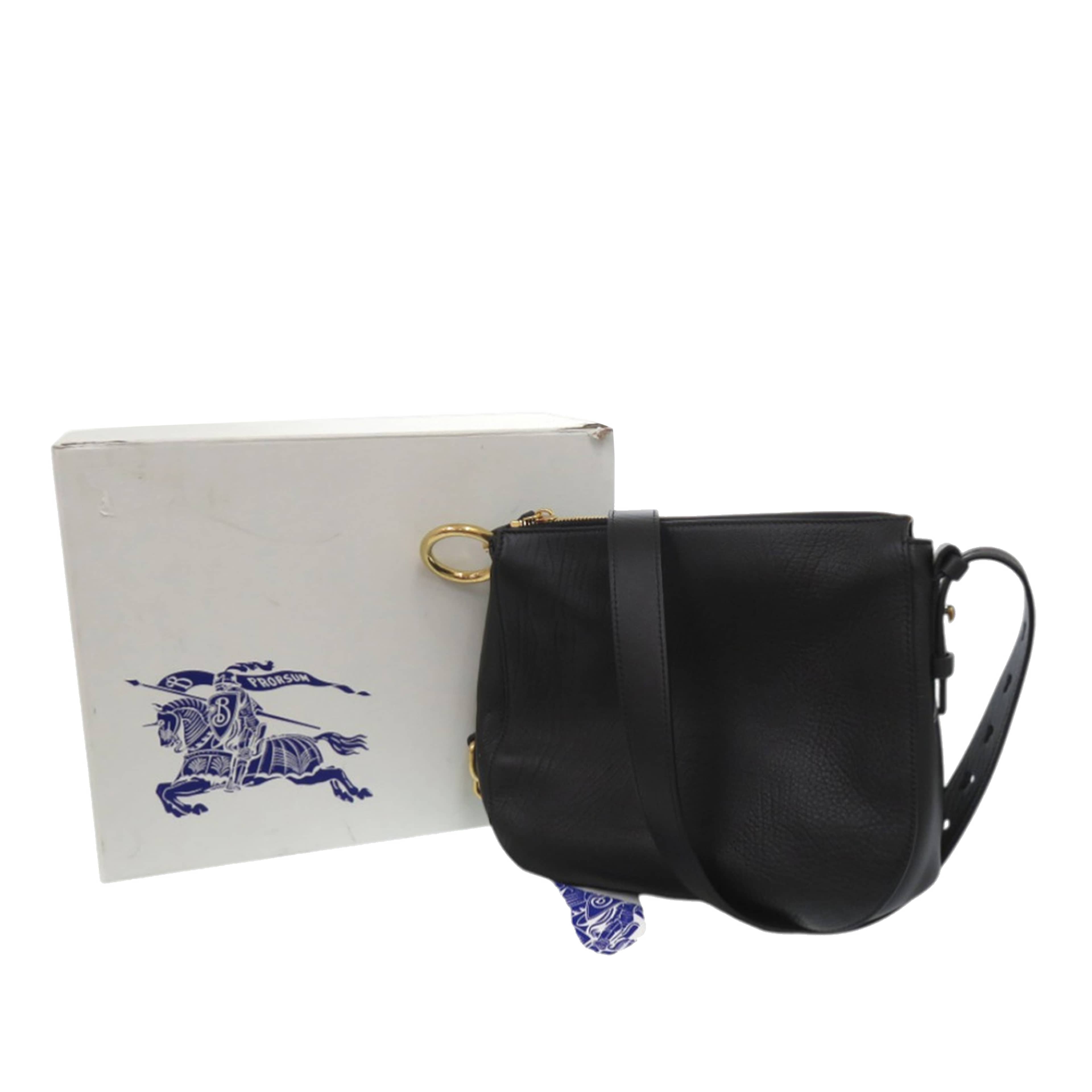 Burberry Small Calfskin Knight Shoulder Bag, från Luxclusif, i färgen svart. Klicka för att öppna bilden i stort format