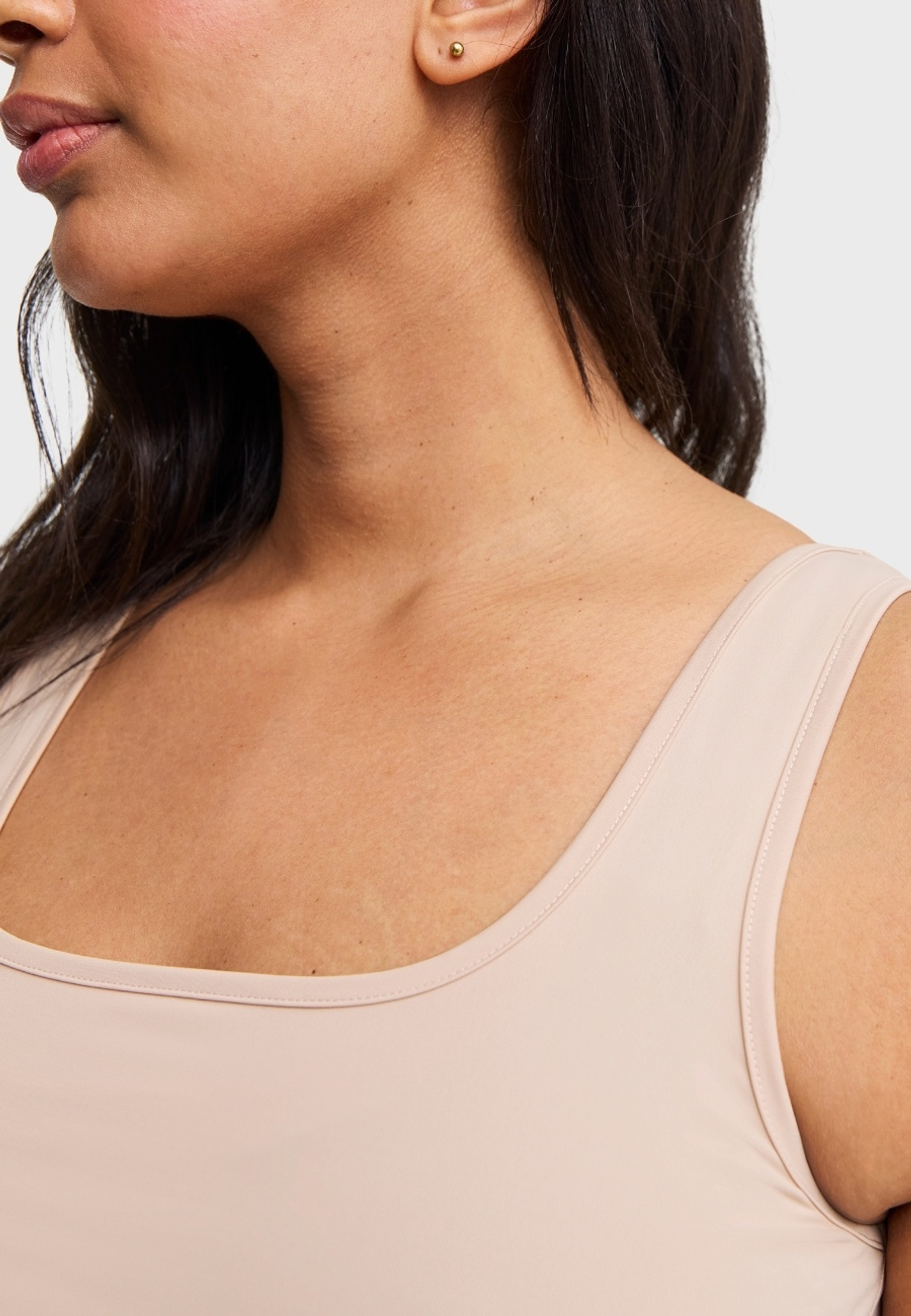 Essence Linne Cool & Dry, från Swegmark, i färgen beige. Klicka för att öppna bilden i stort format