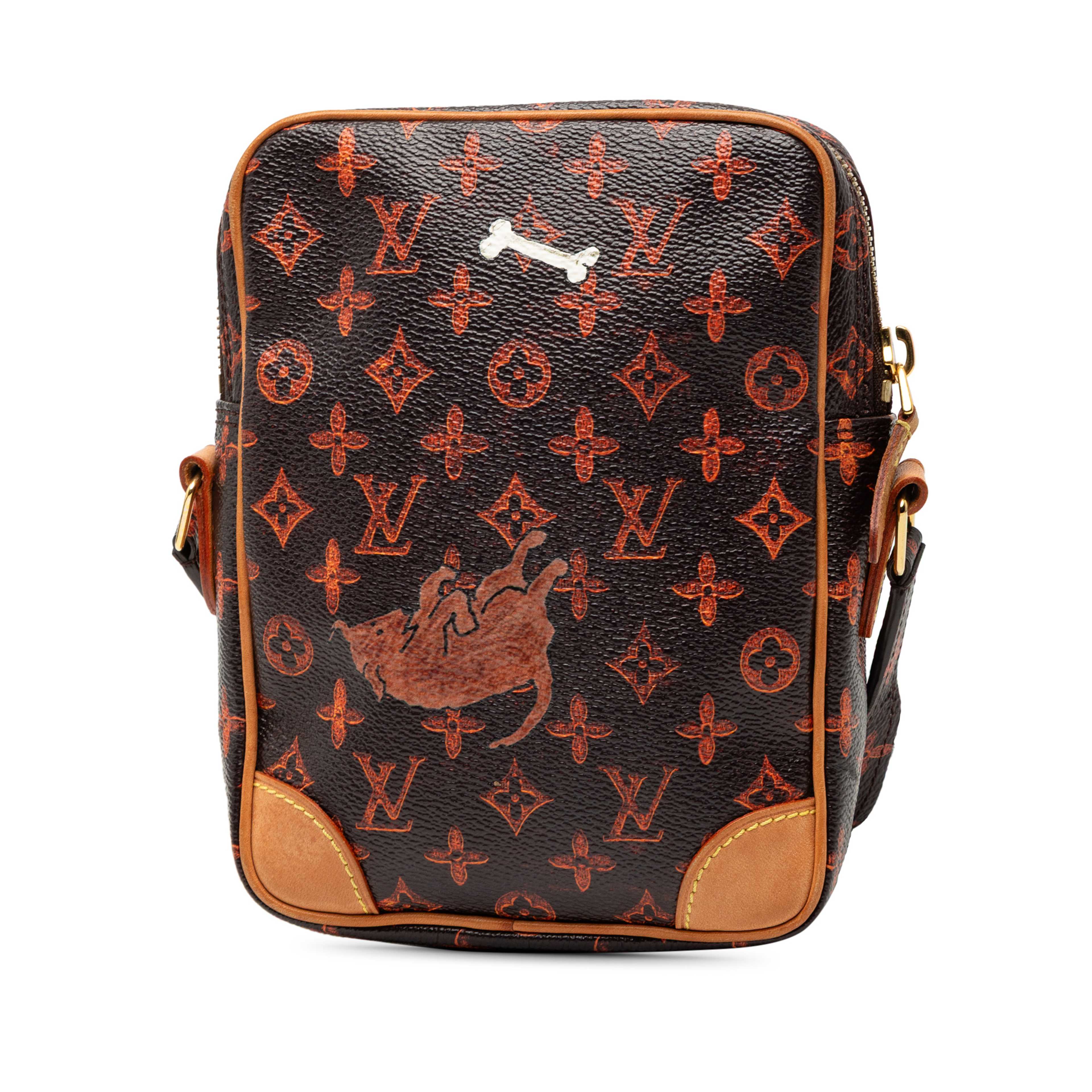Louis Vuitton Grace Coddington Catogram Paname, från Luxclusif, i färgen black. Klicka för att öppna bilden i stort format