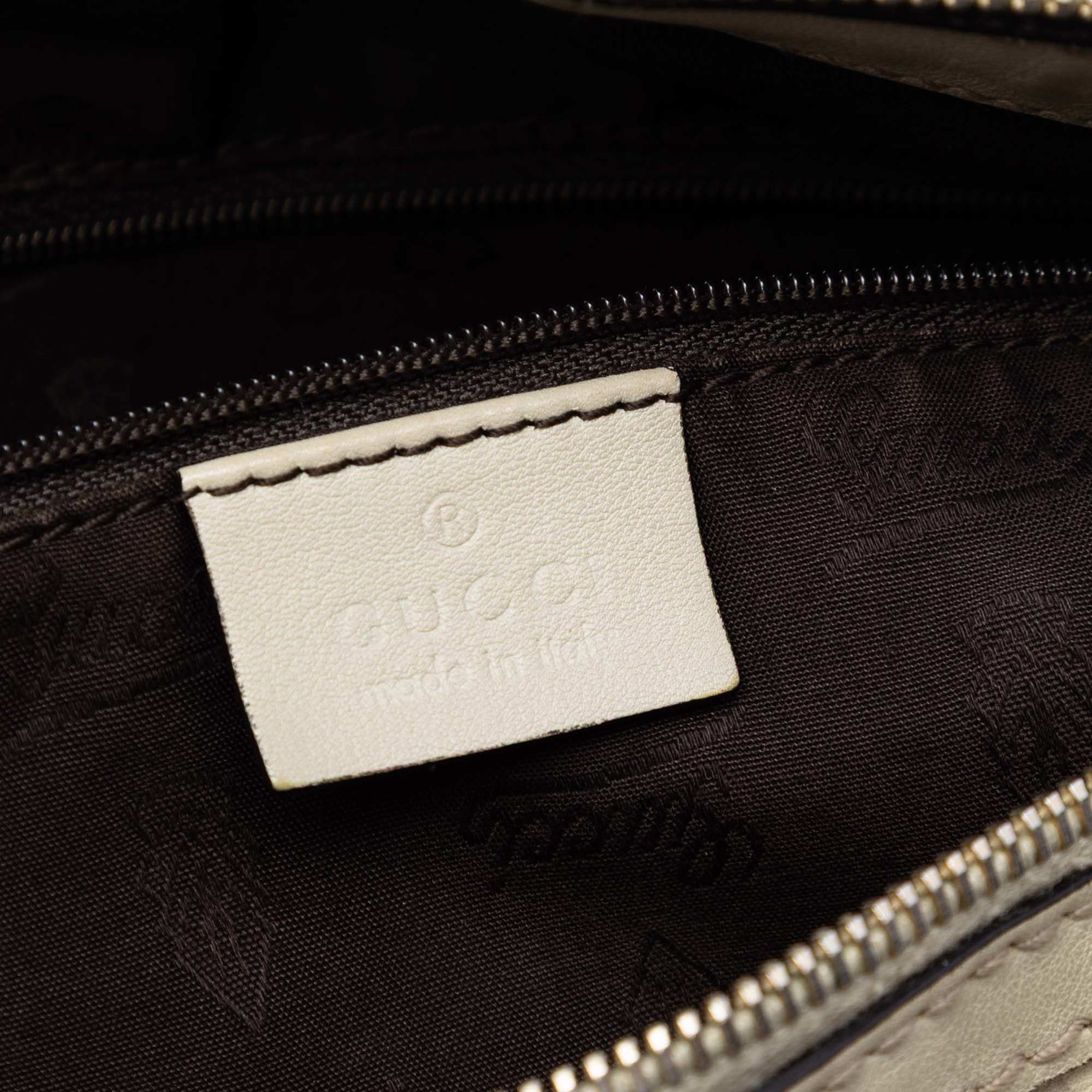 Gucci Guccissima Sukey Satchel, från Luxclusif, i färgen white. Klicka för att öppna bilden i stort format