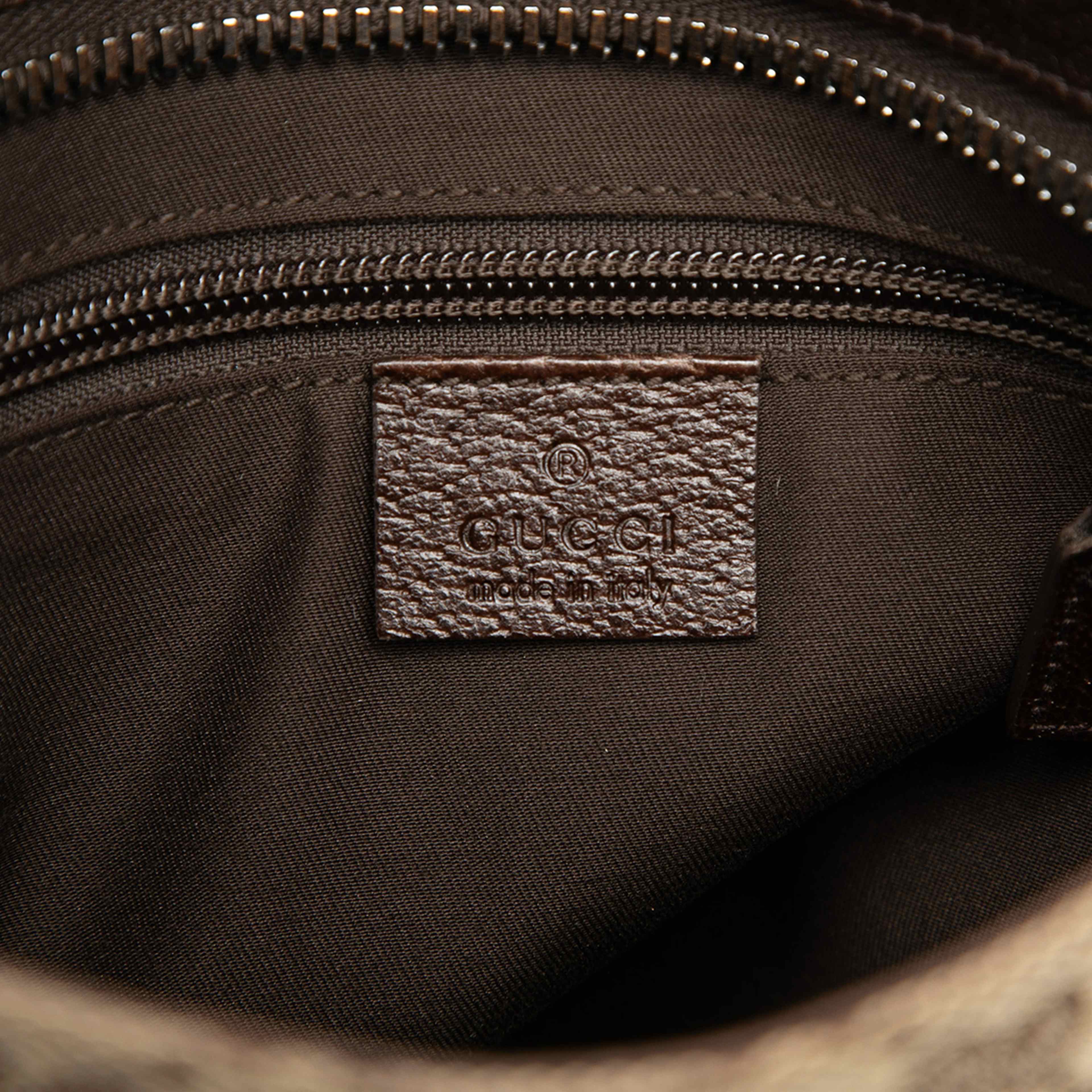 Gucci Gg Canvas Crossbody, från Luxclusif, i färgen beige. Klicka för att öppna bilden i stort format