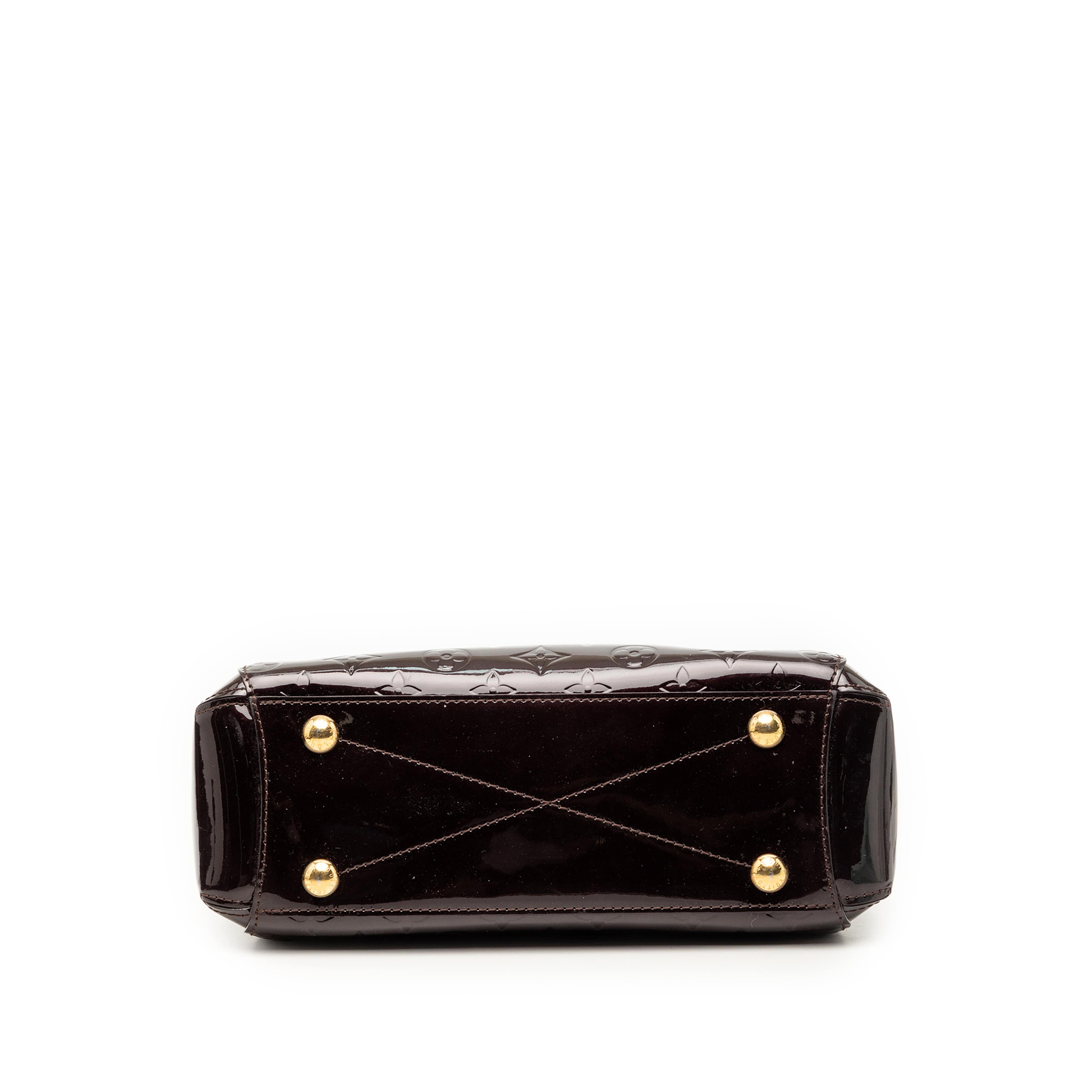 Louis Vuitton Monogram Vernis Montaigne Bb, från Luxclusif, i färgen purple. Klicka för att öppna bilden i stort format
