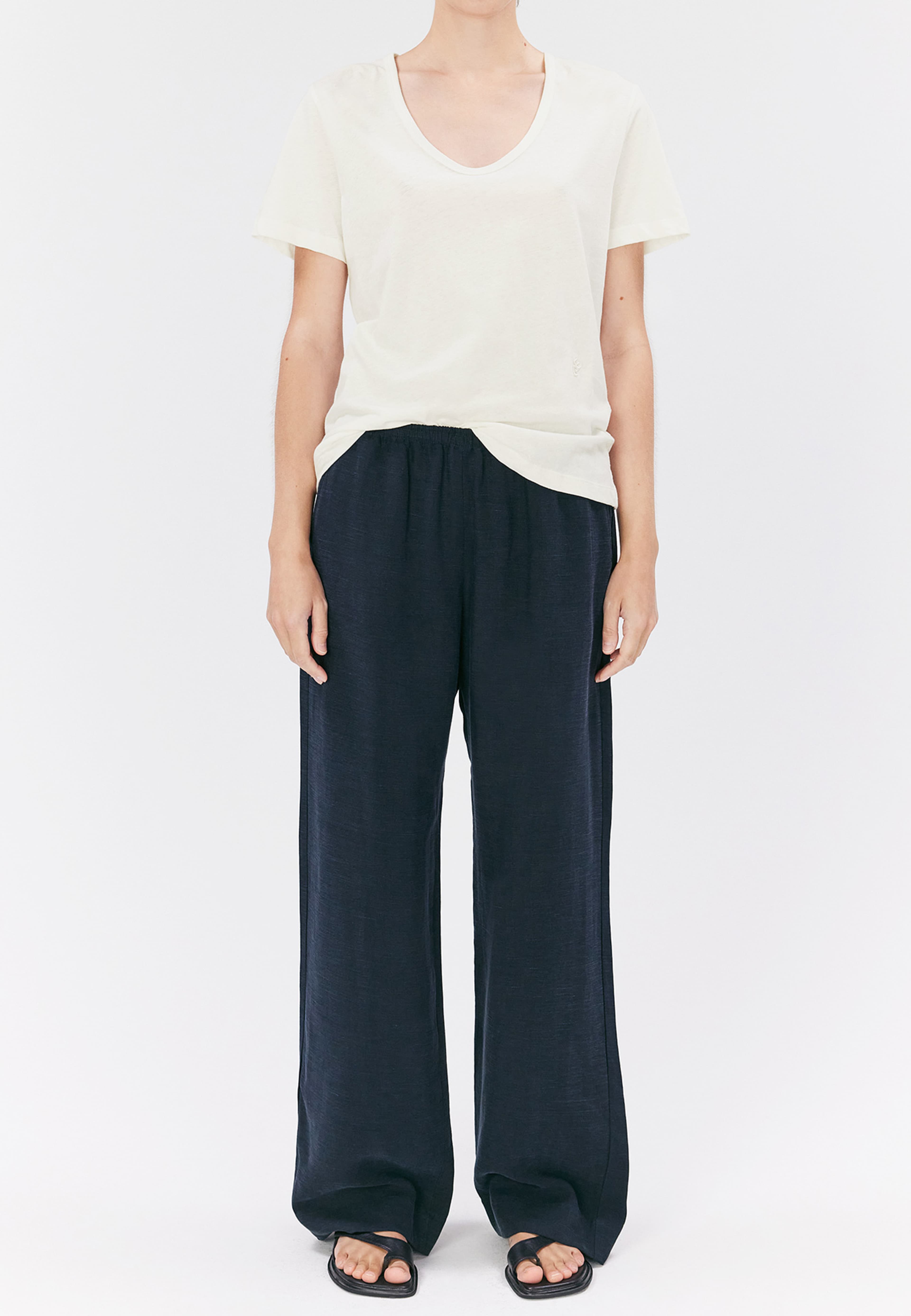 Nola                 W´s Top