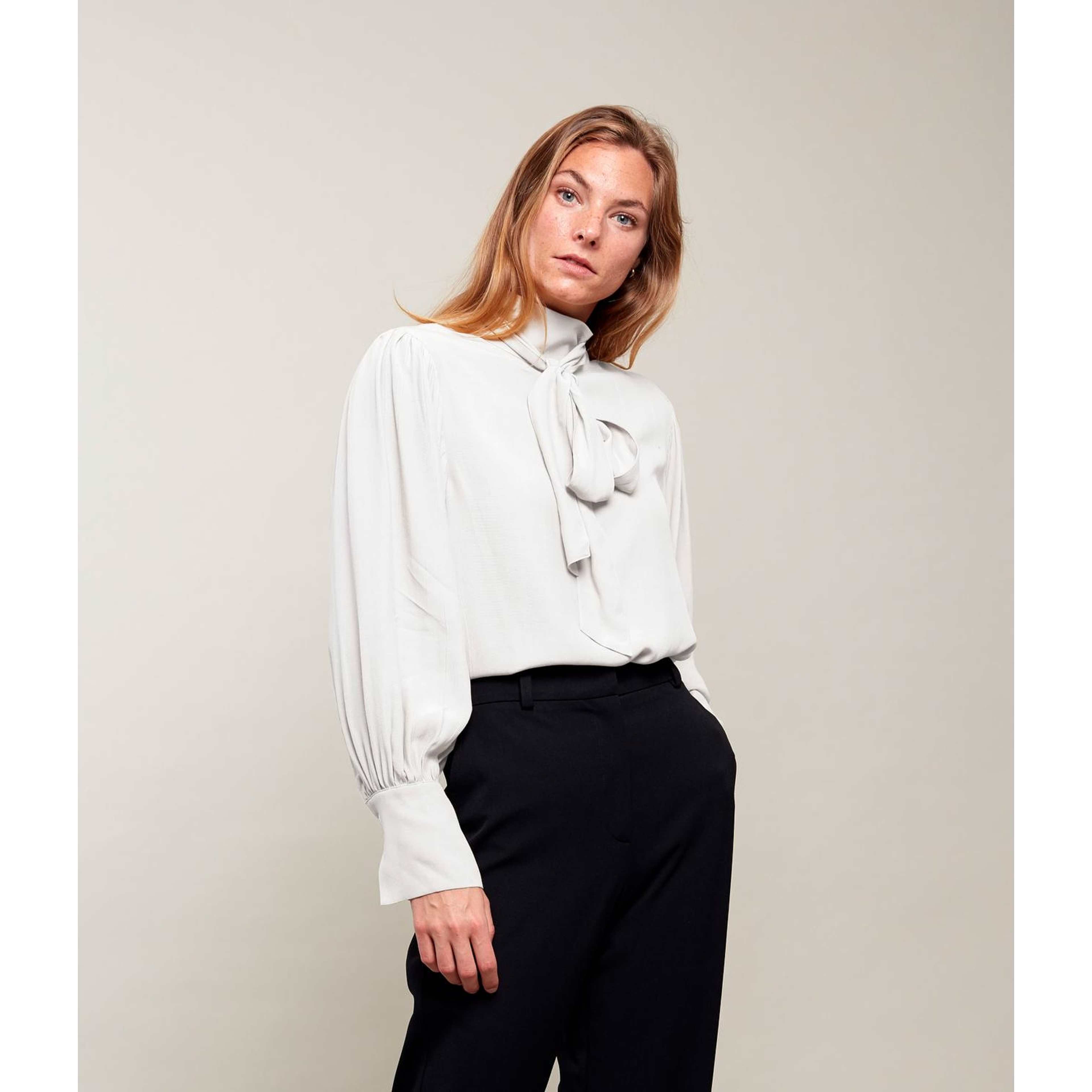 Lisa Blouse