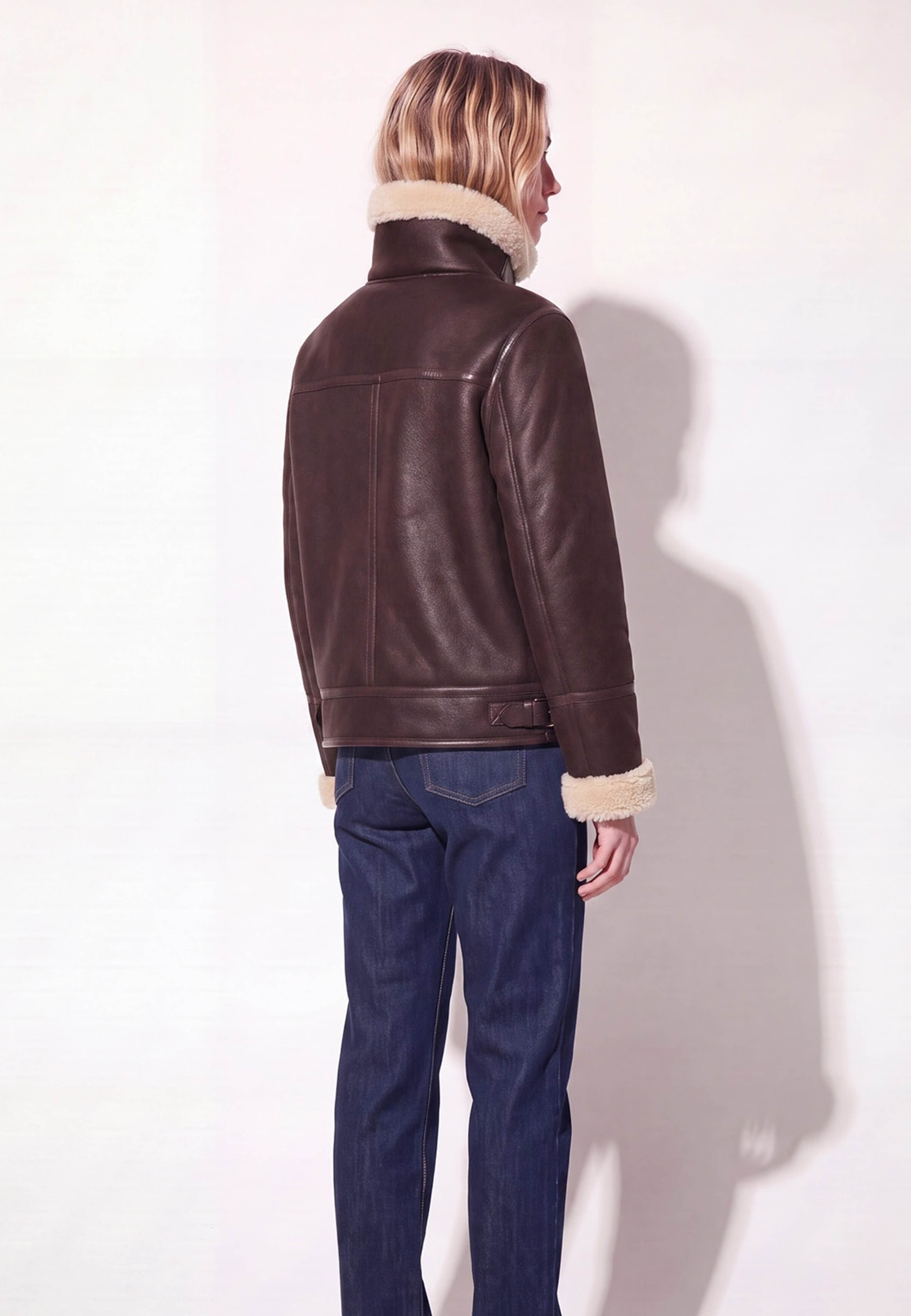 Belle Jacket, från ROCKANDBLUE, i färgen dark brown. Klicka för att öppna bilden i stort format