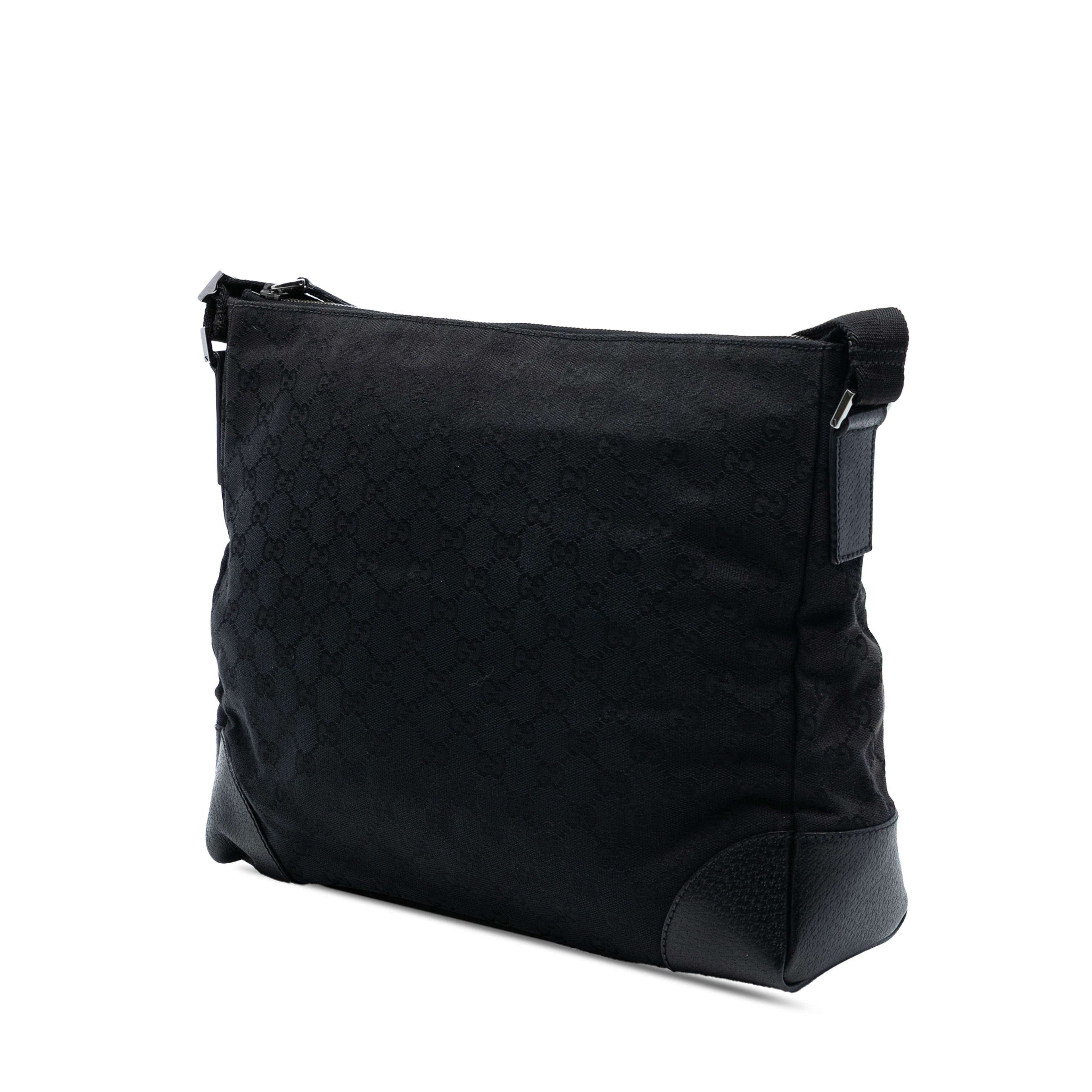 Gucci Gg Canvas Joy Messenger, från Luxclusif, i färgen black. Klicka för att öppna bilden i stort format