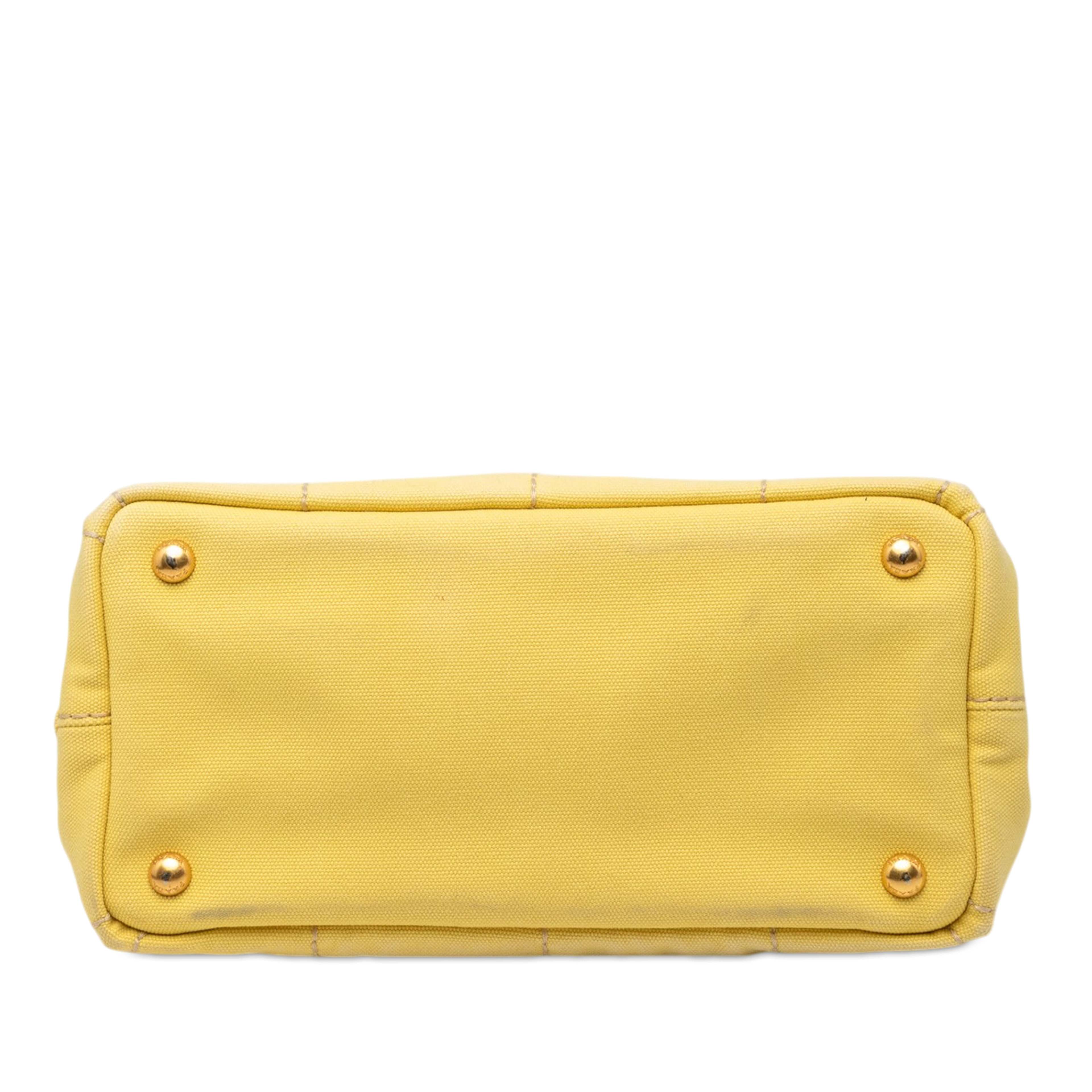 Prada Small Canvas Canapa Logo Satchel, från Luxclusif, i färgen yellow. Klicka för att öppna bilden i stort format