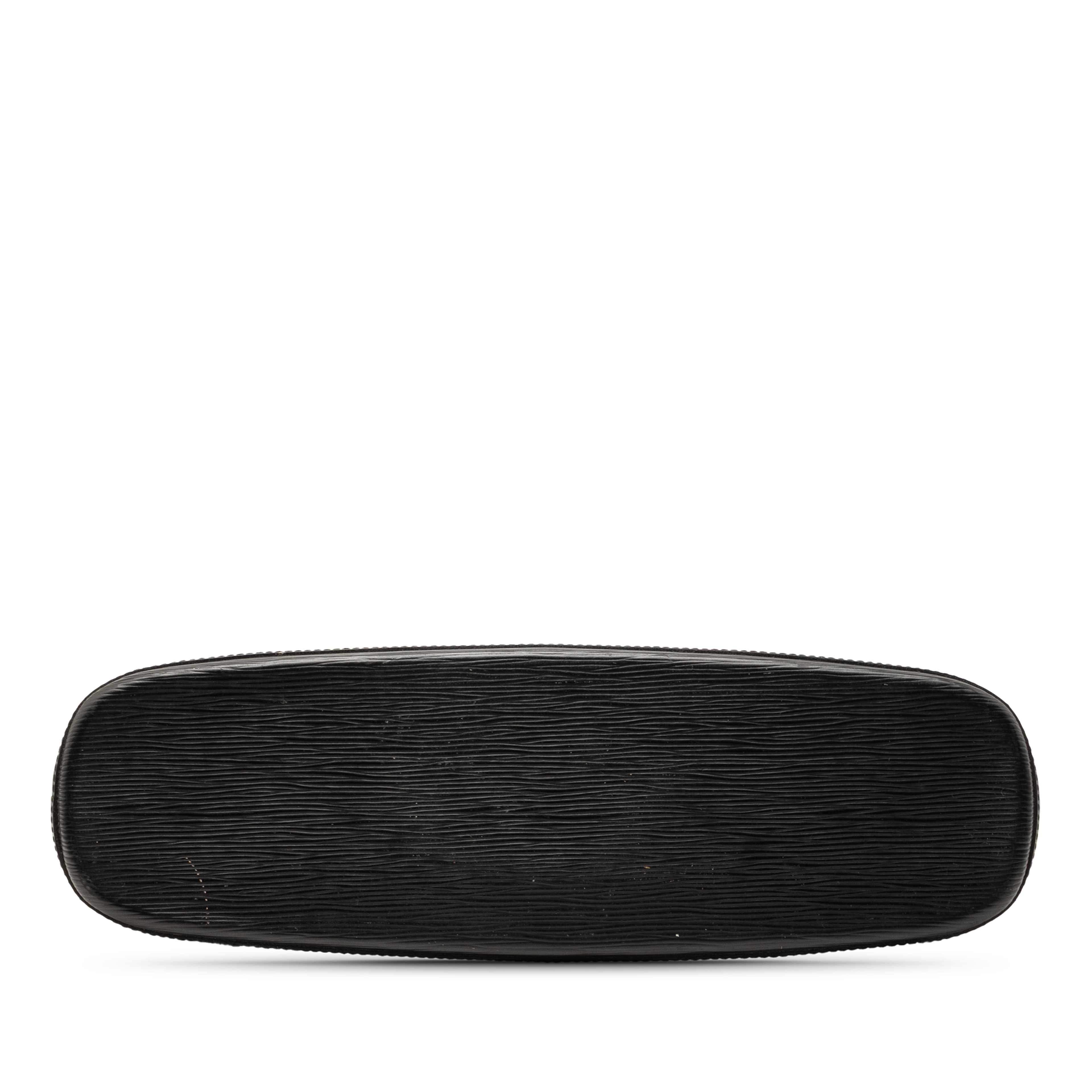 Louis Vuitton Epi Lussac, från Luxclusif, i färgen black. Klicka för att öppna bilden i stort format