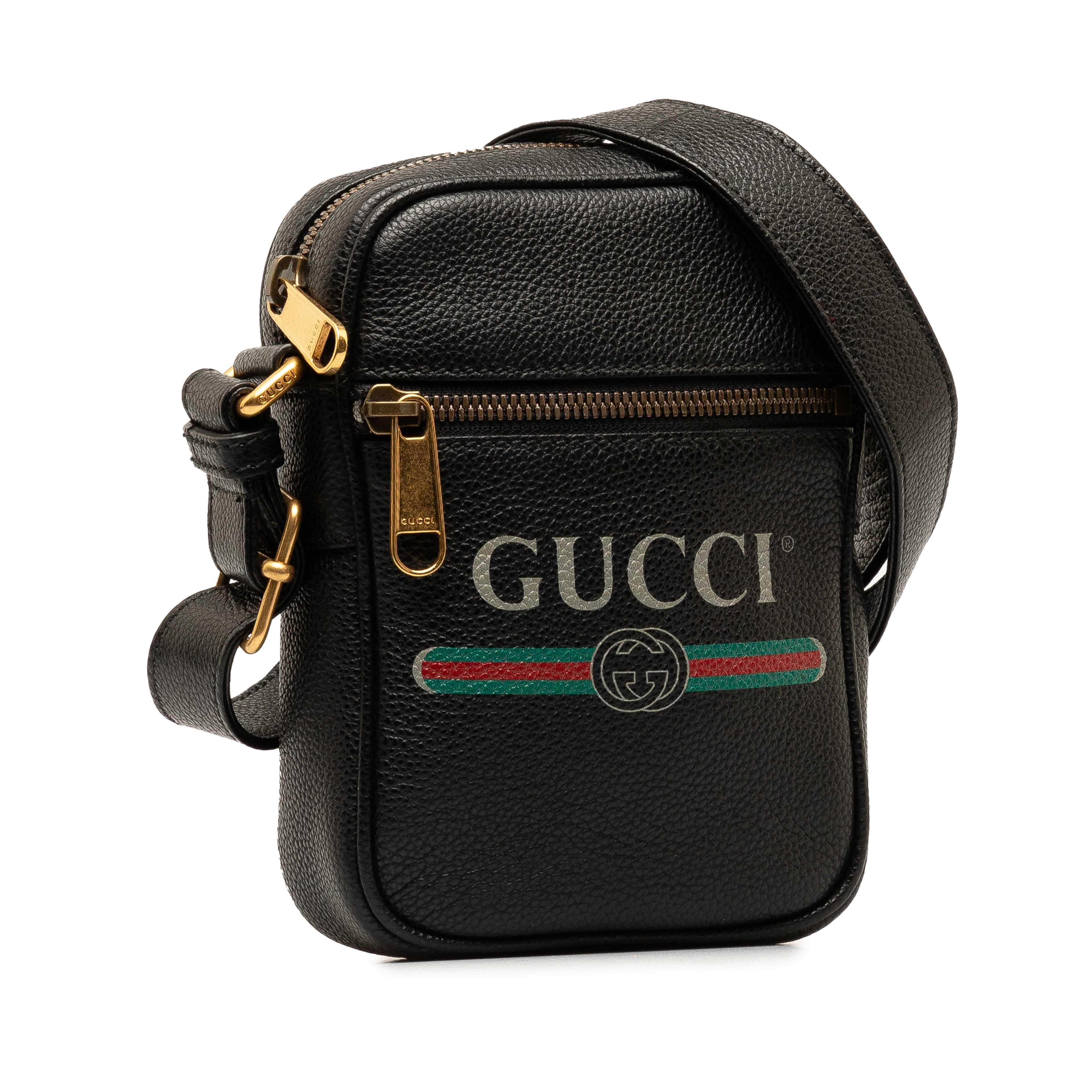 Gucci Gucci Logo Crossbody, från Luxclusif, i färgen black. Klicka för att öppna bilden i stort format