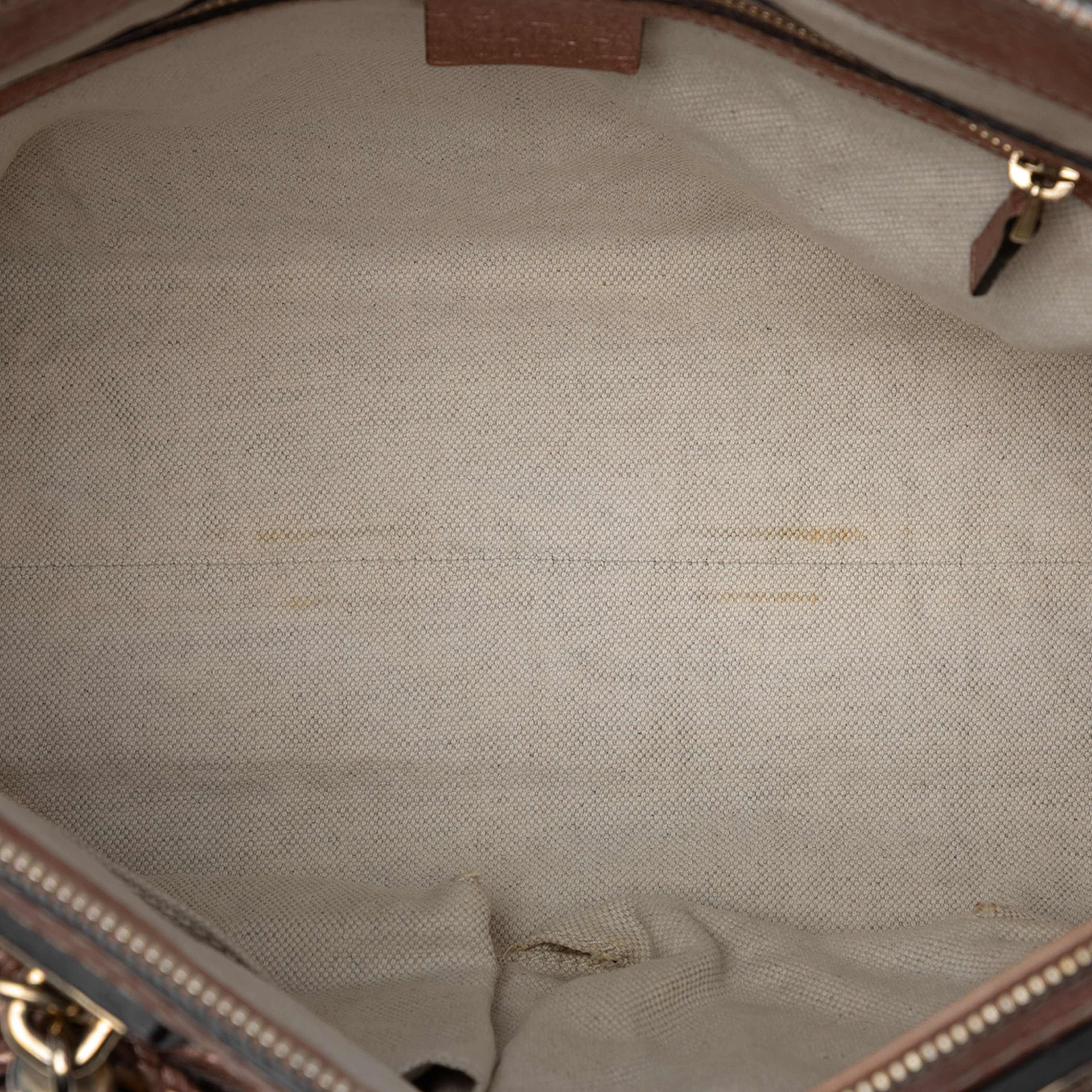 Gucci Metallic Pebbled Calfskin Bella Satchel, från Luxclusif, i färgen pink. Klicka för att öppna bilden i stort format