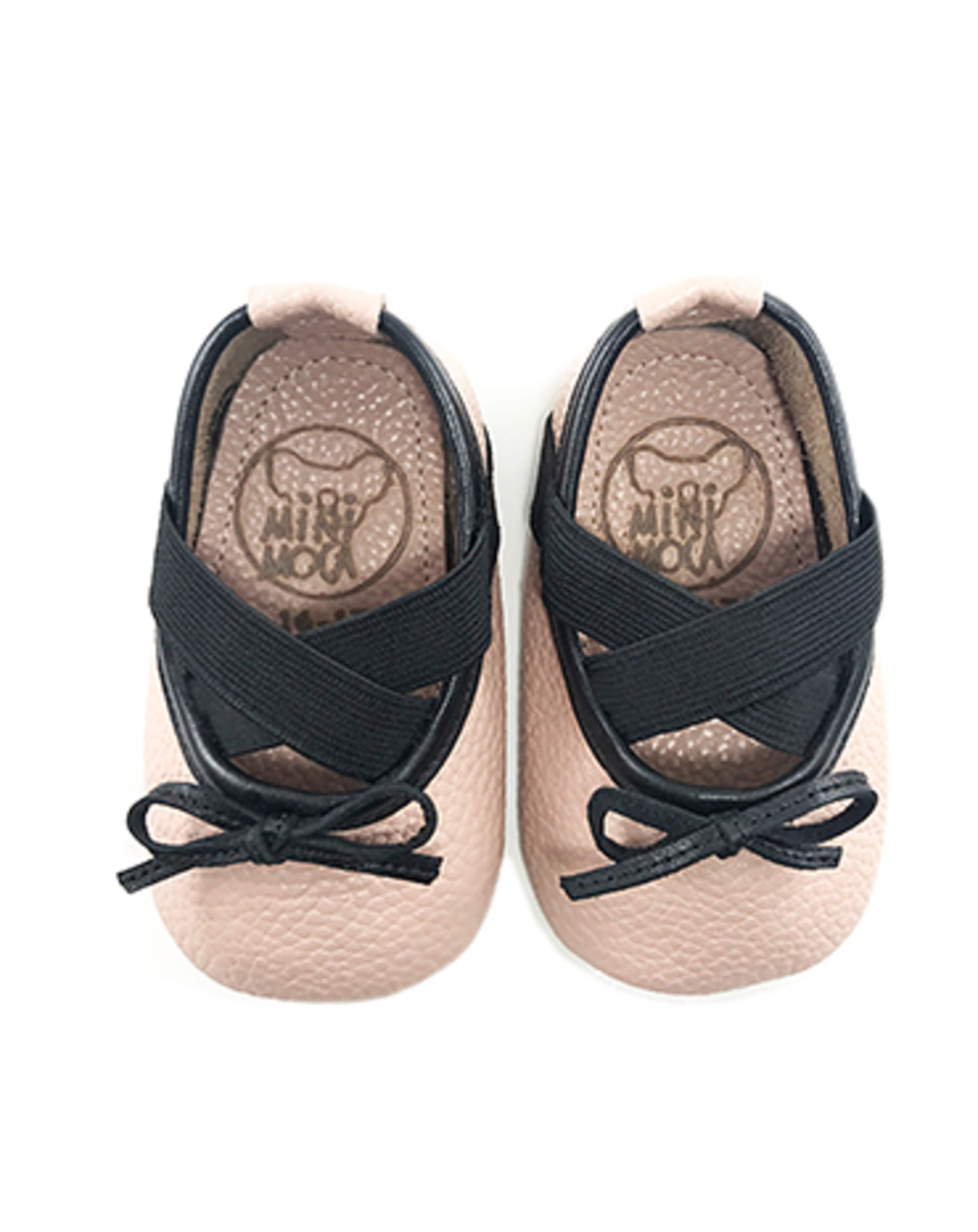 Ballerina Baby Pink, från Minimoca, i färgen pink. Klicka för att öppna bilden i stort format