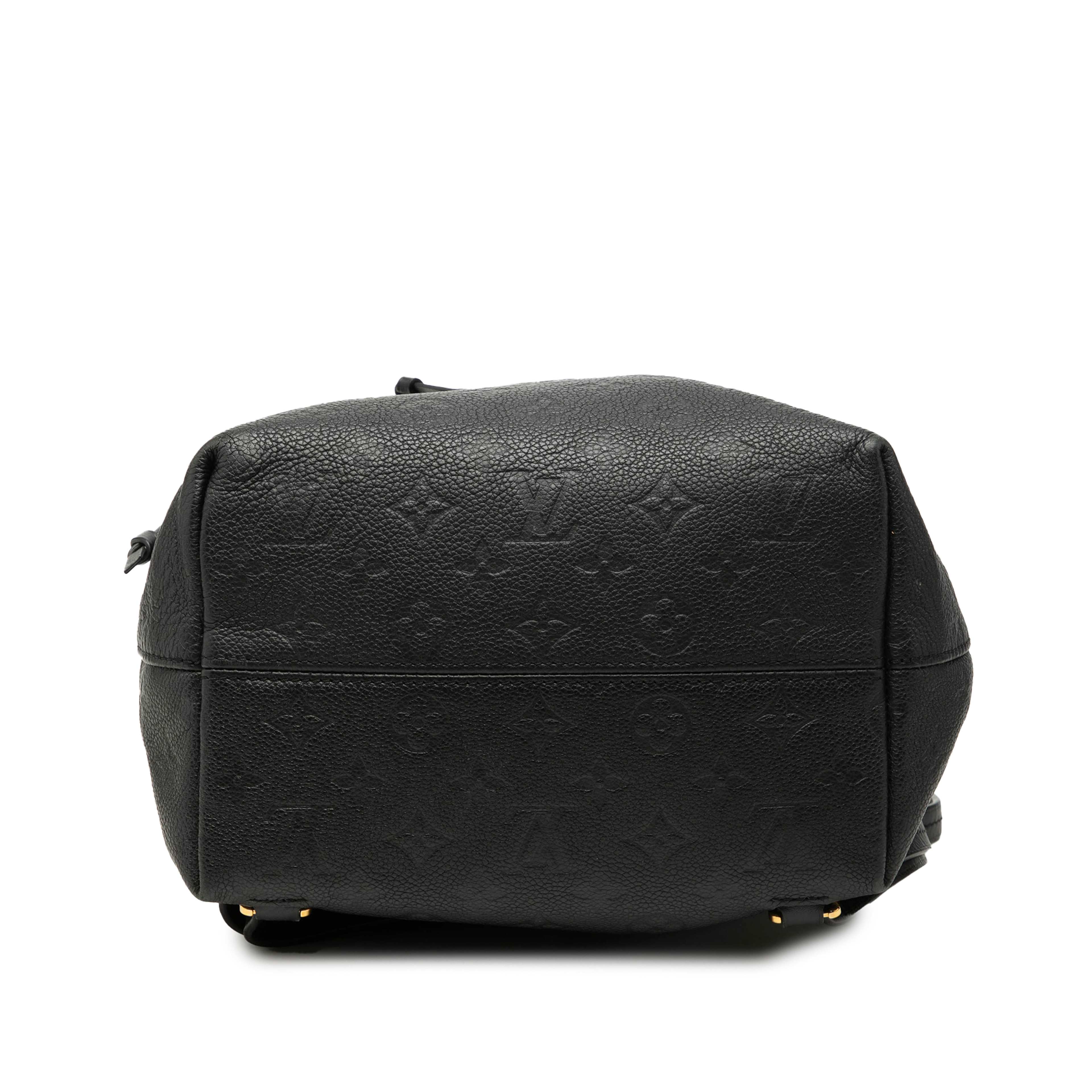 Louis Vuitton Monogram Empreinte Montsouris Pm Backpack, från Luxclusif, i färgen svart. Klicka för att öppna bilden i stort format