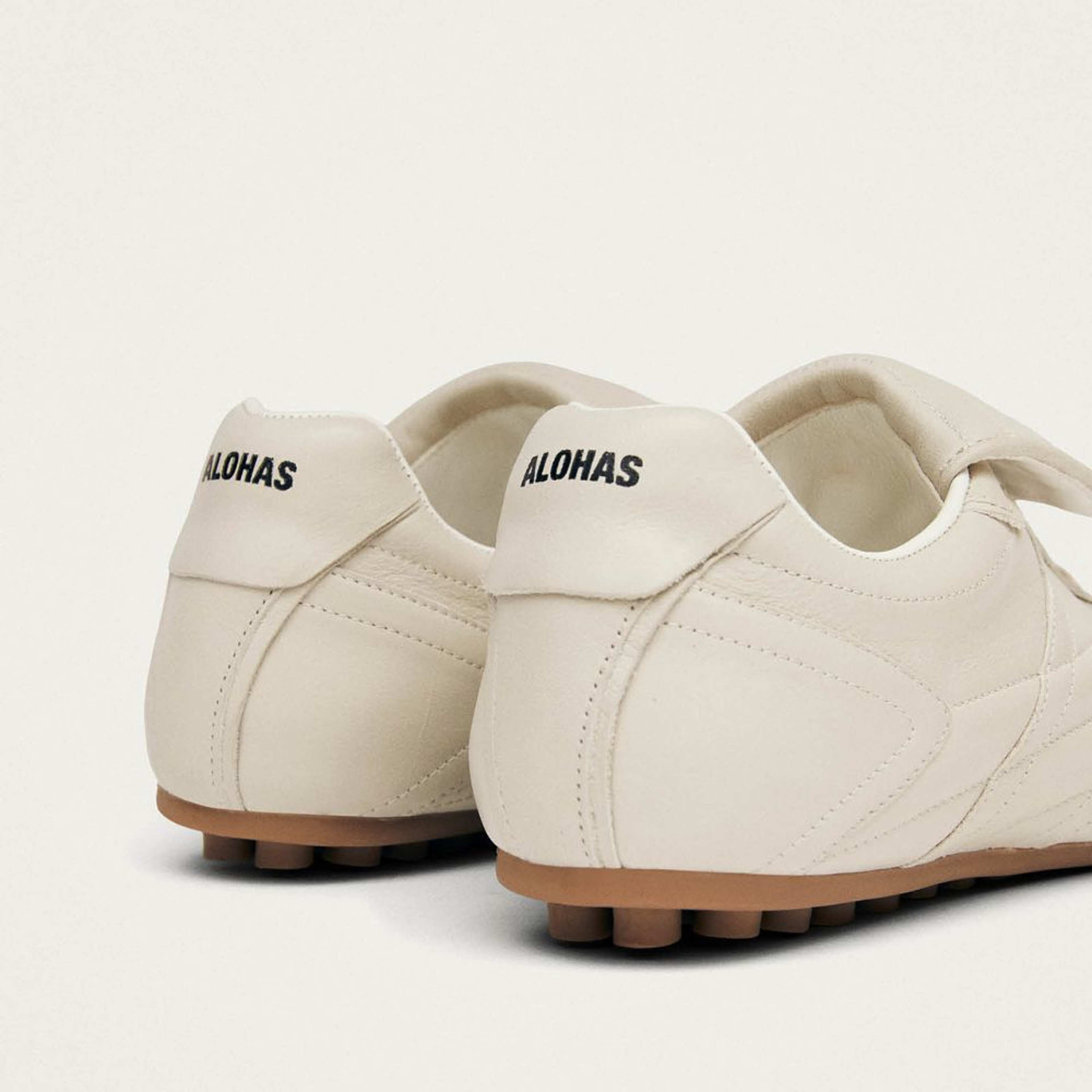 Tb.99 Cream Leather Sneakers