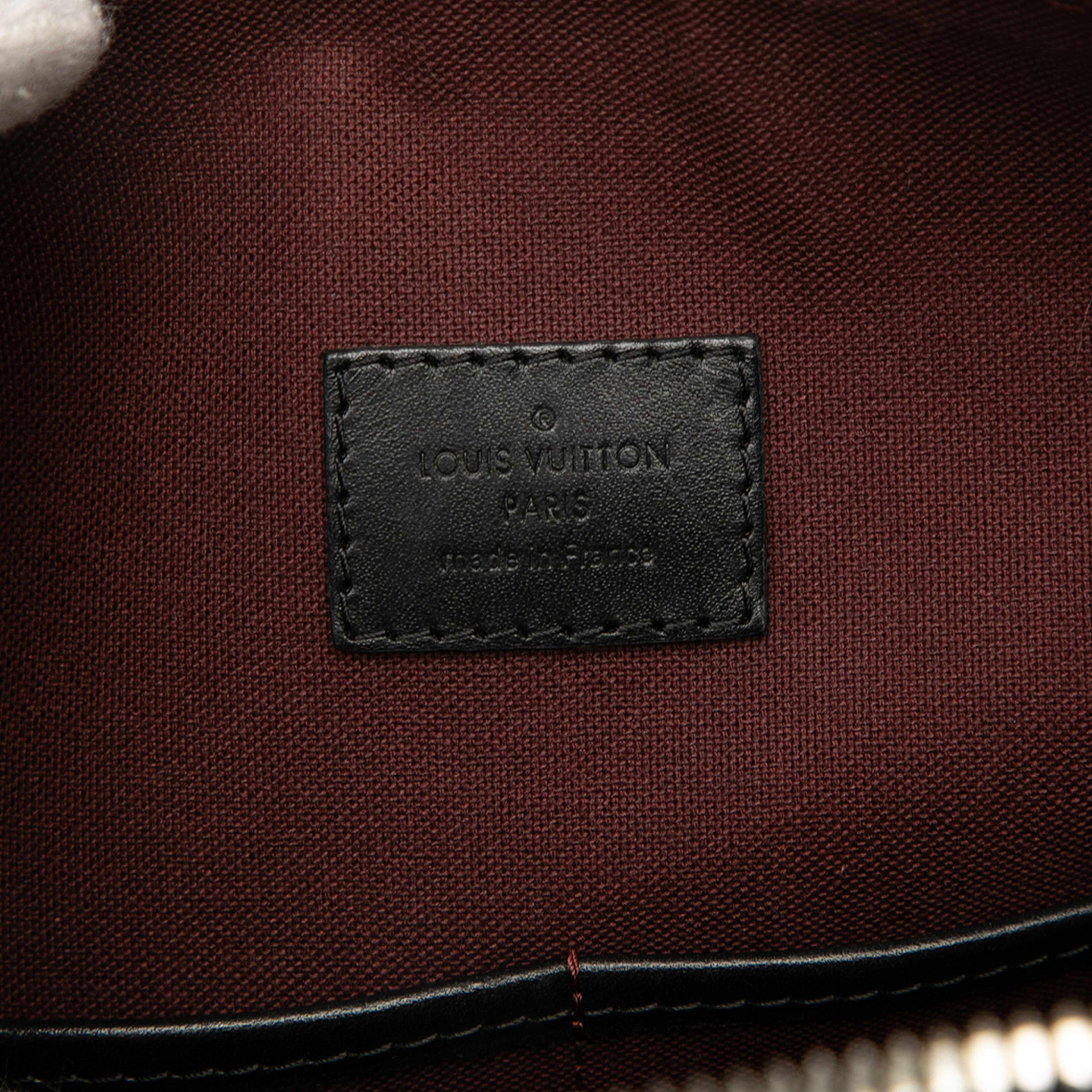 Louis Vuitton Monogram Macassar Torres Messenger Bag, från Luxclusif, i färgen brown. Klicka för att öppna bilden i stort format