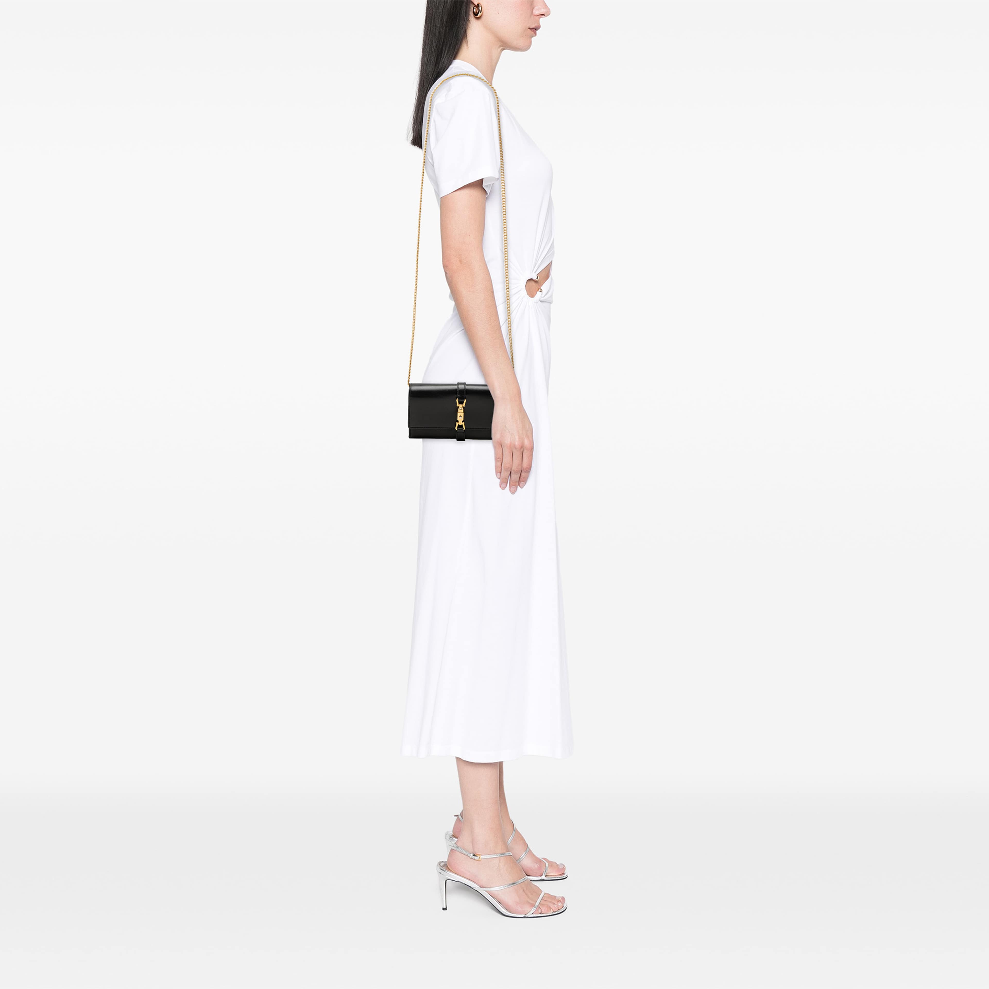 Gucci Calfskin Jackie 1961 Wallet On Chain, från Luxclusif, i färgen svart. Klicka för att öppna bilden i stort format