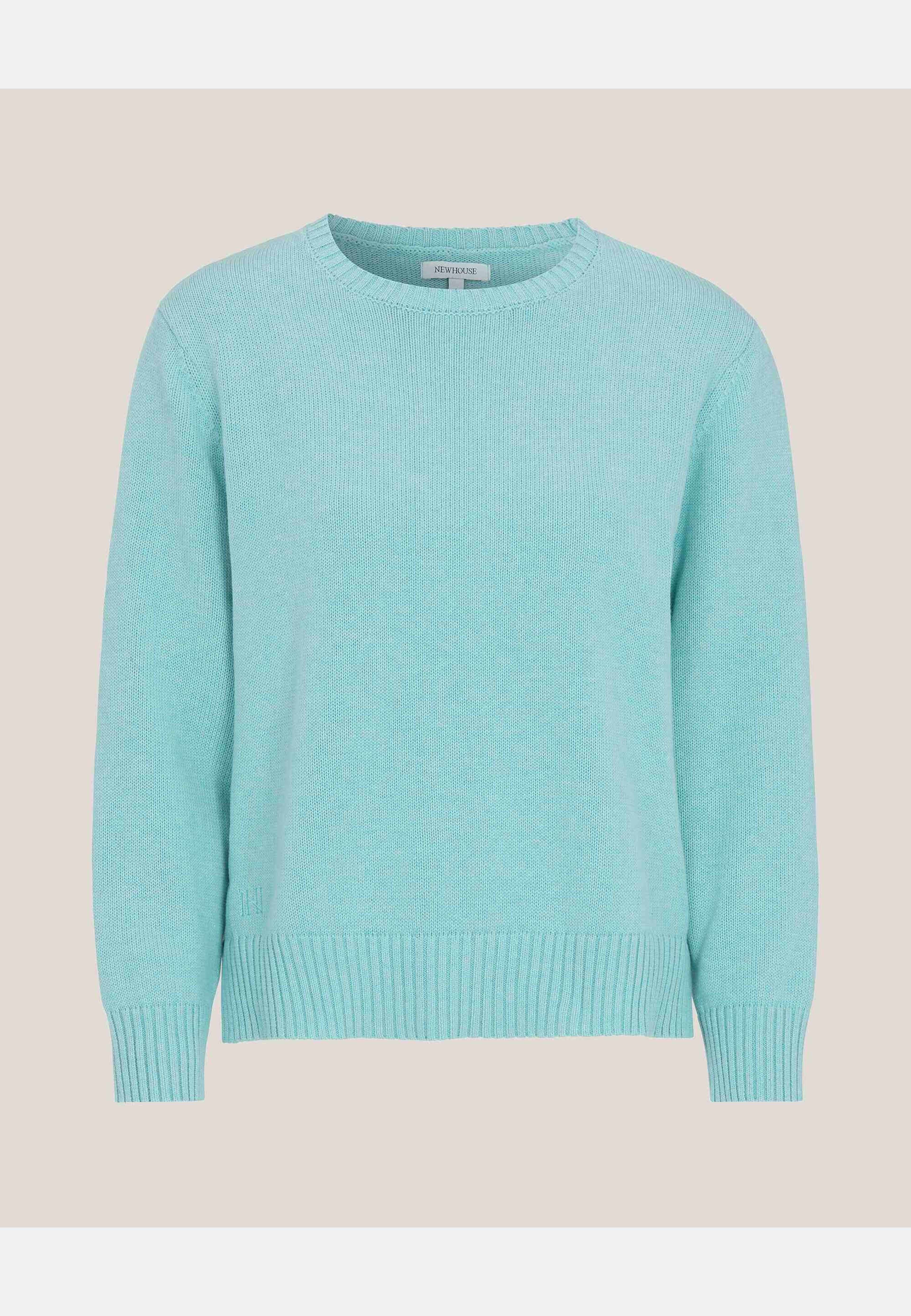 Roe Sweater, från Newhouse, i färgen turkos. Klicka för att öppna bilden i stort format