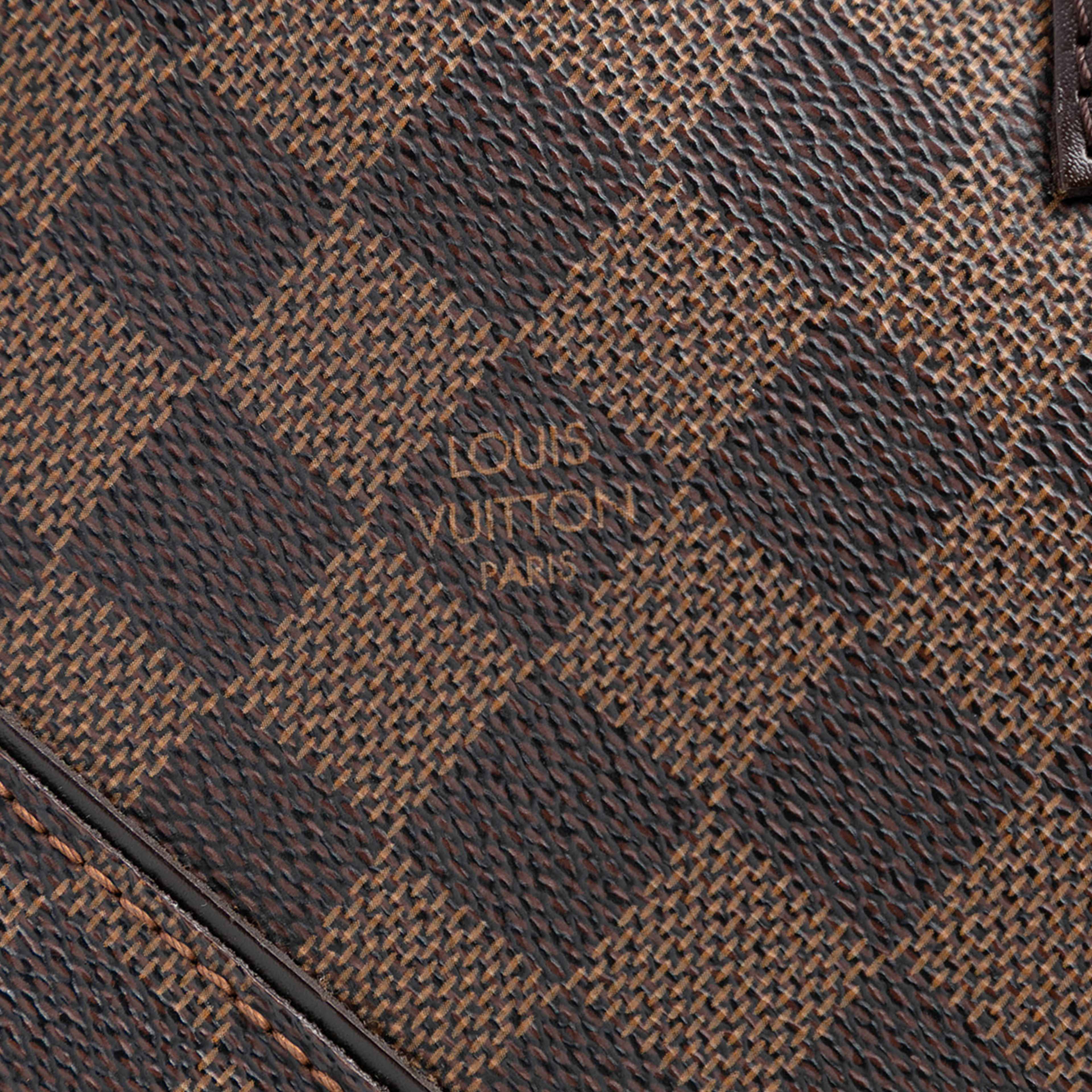 Louis Vuitton Damier Ebene Duomo, från Luxclusif, i färgen brown. Klicka för att öppna bilden i stort format