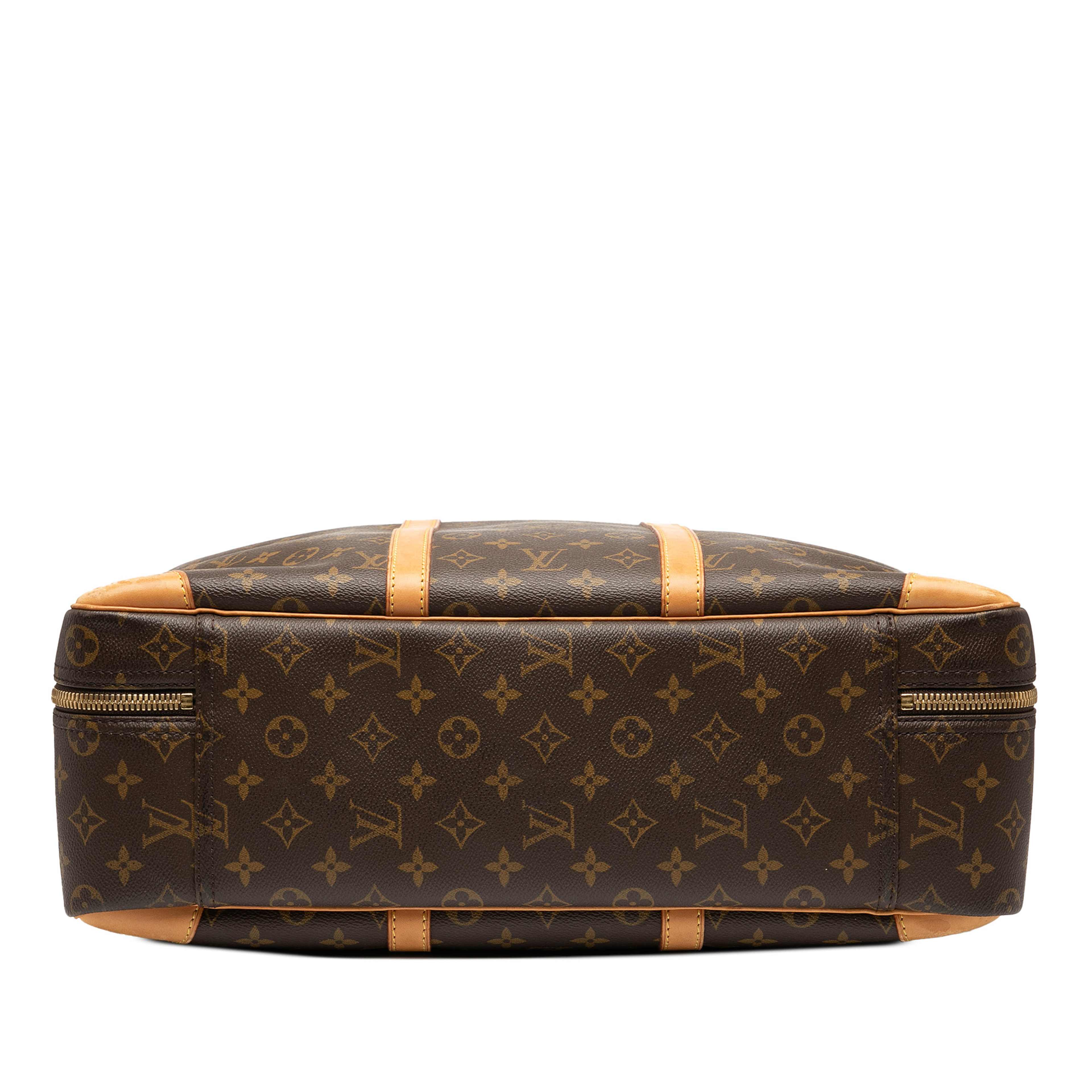 Louis Vuitton Monogram Sirius 45, från Luxclusif, i färgen brown. Klicka för att öppna bilden i stort format
