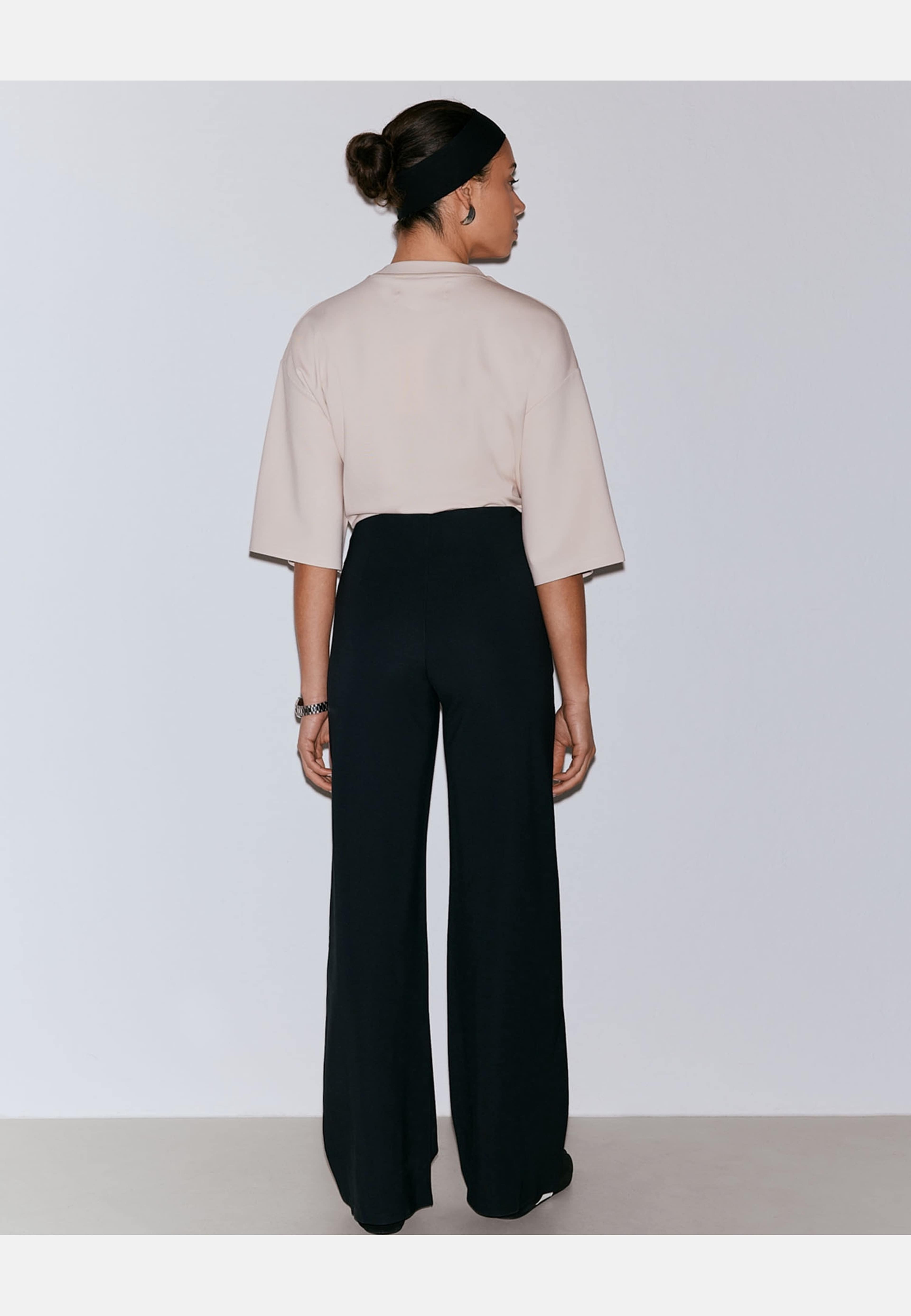 Luxe Pants, från aim'n, i färgen black. Klicka för att öppna bilden i stort format