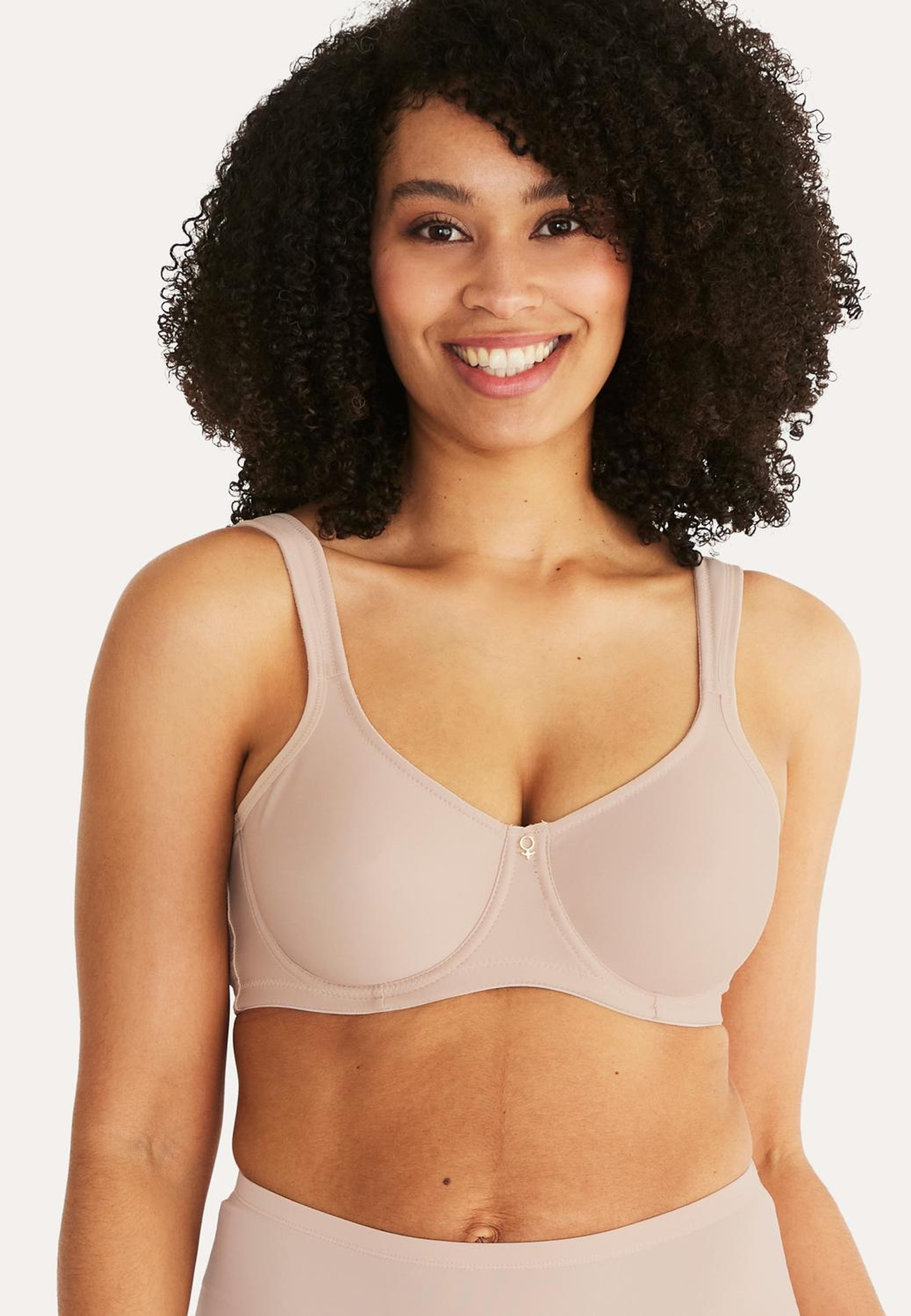 Clean Curves Formpressad Bygel-bh, från Swegmark, i färgen beige. Klicka för att öppna bilden i stort format